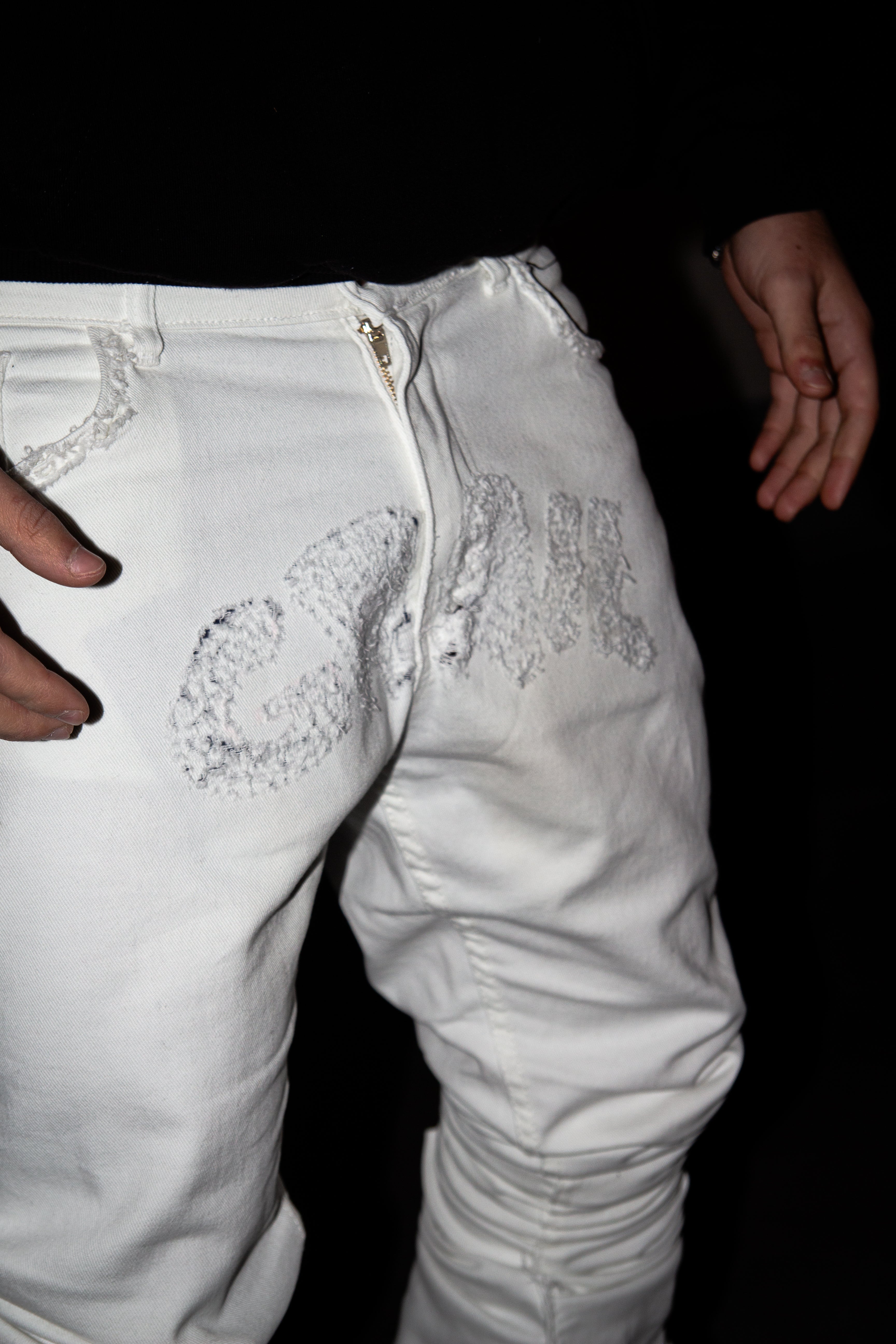 WHITE ULTRA STACKED REVERSE DENIM