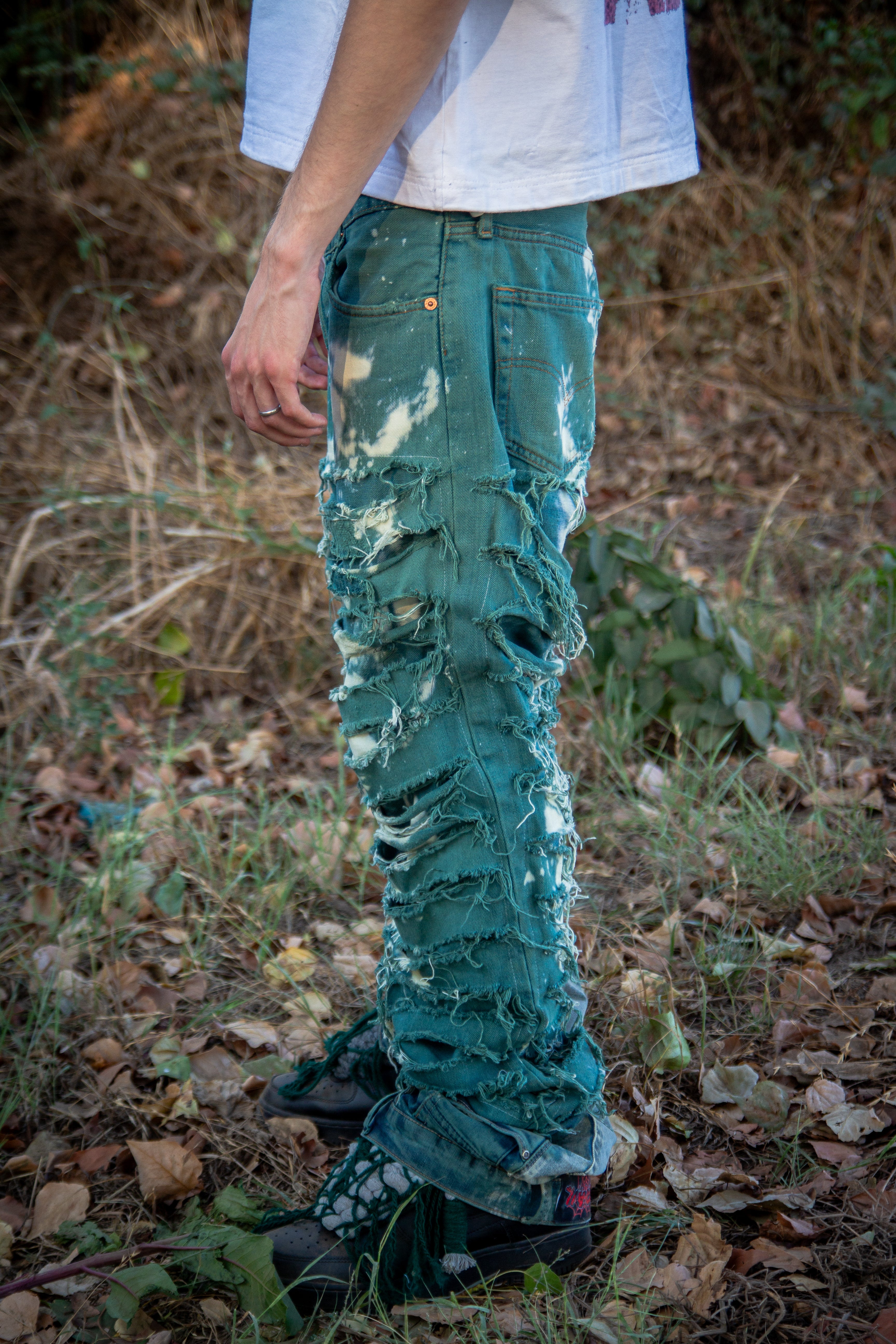 FOREST RIPPED STACKED REVERSE DENIM