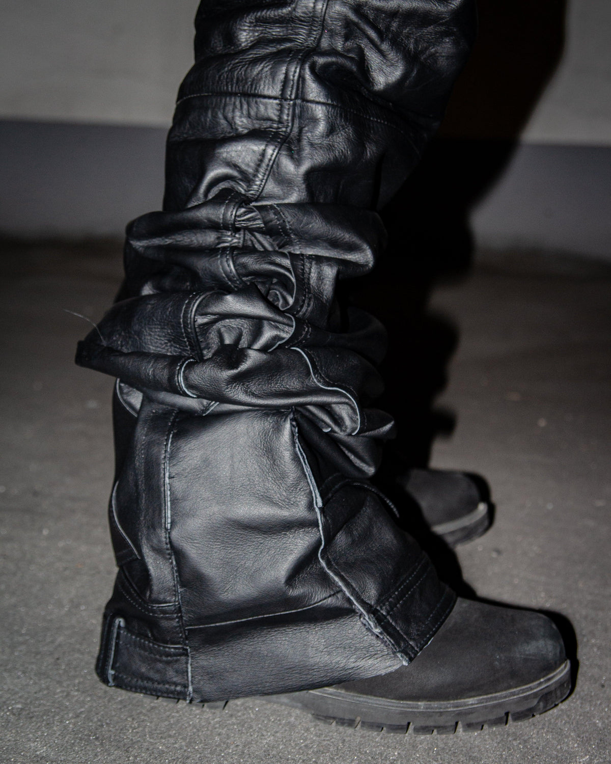 OBSIDIAN BLACK REVERSE LEATHER (ULTRA BAGGY EDITION)
