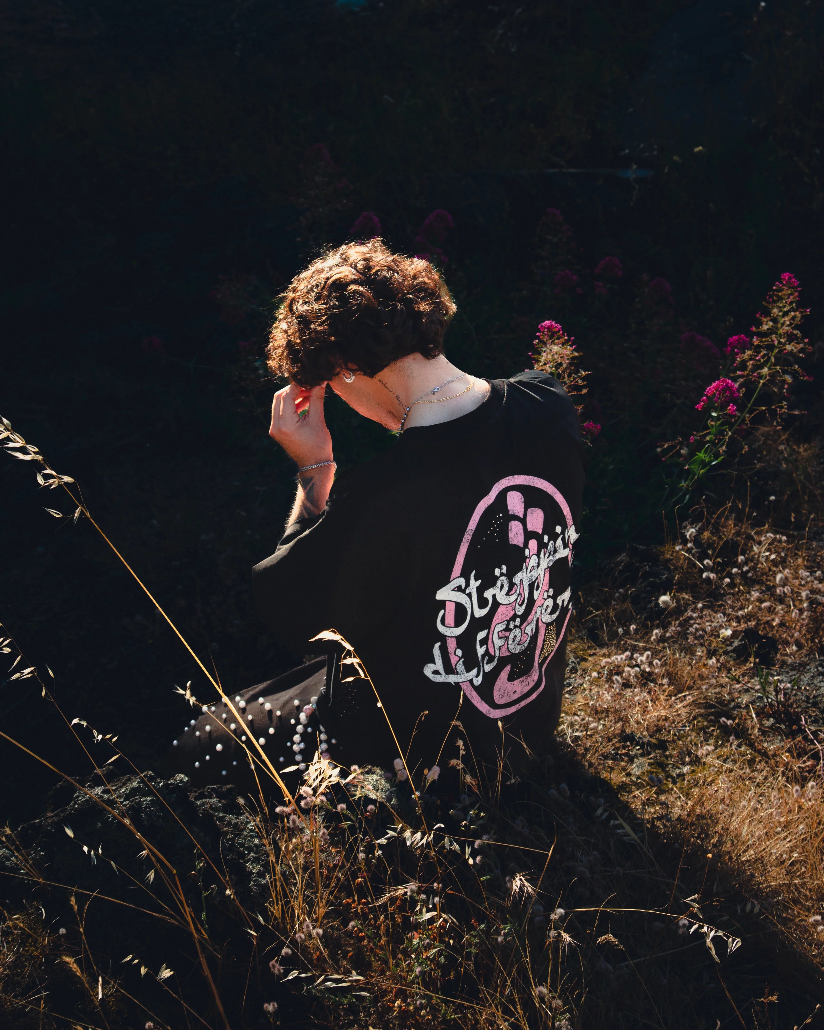 ARABYC CALIFORNIA BOXY TEE ( BLACK EDITION )