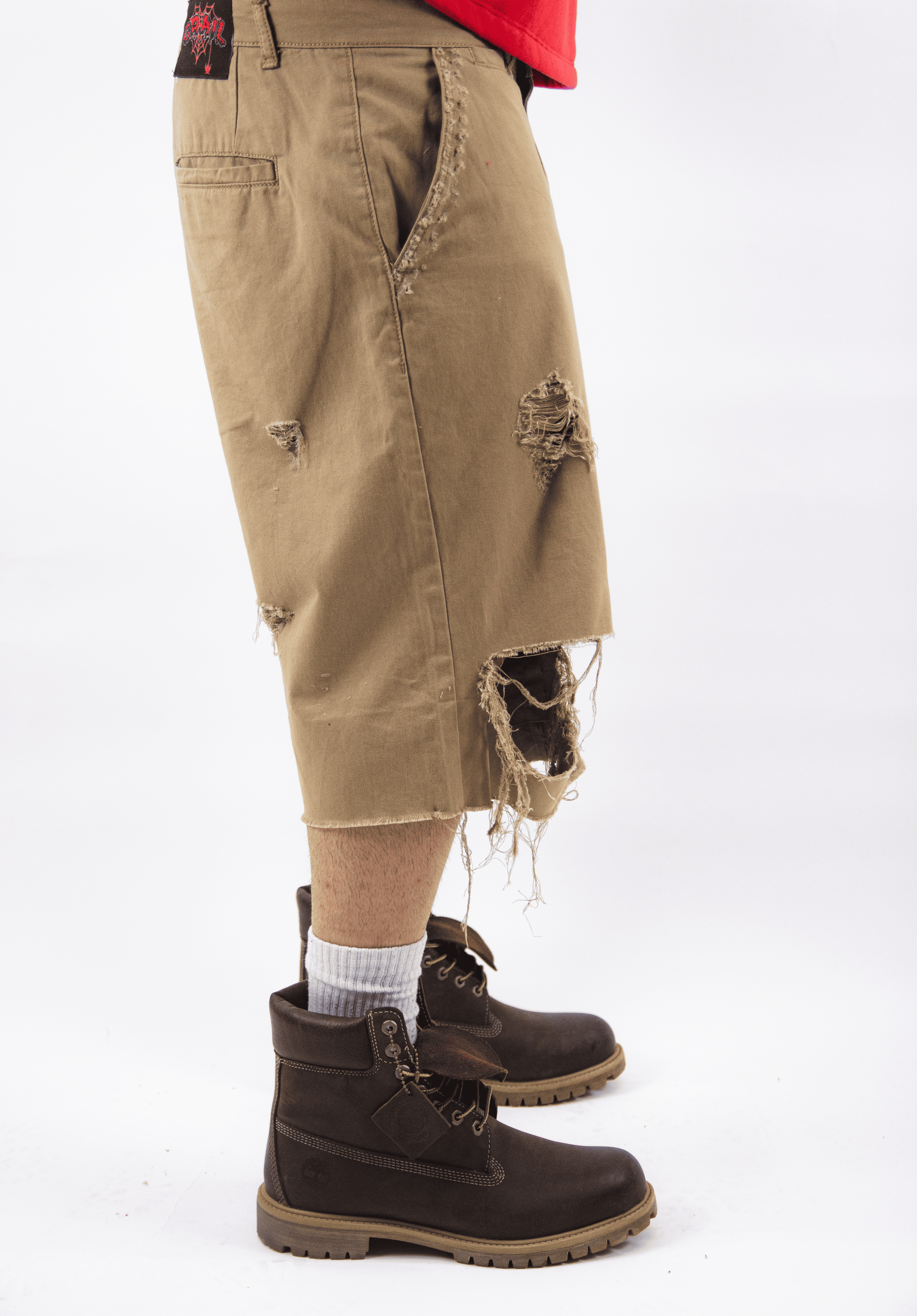 DESERT RIPPED JORTS