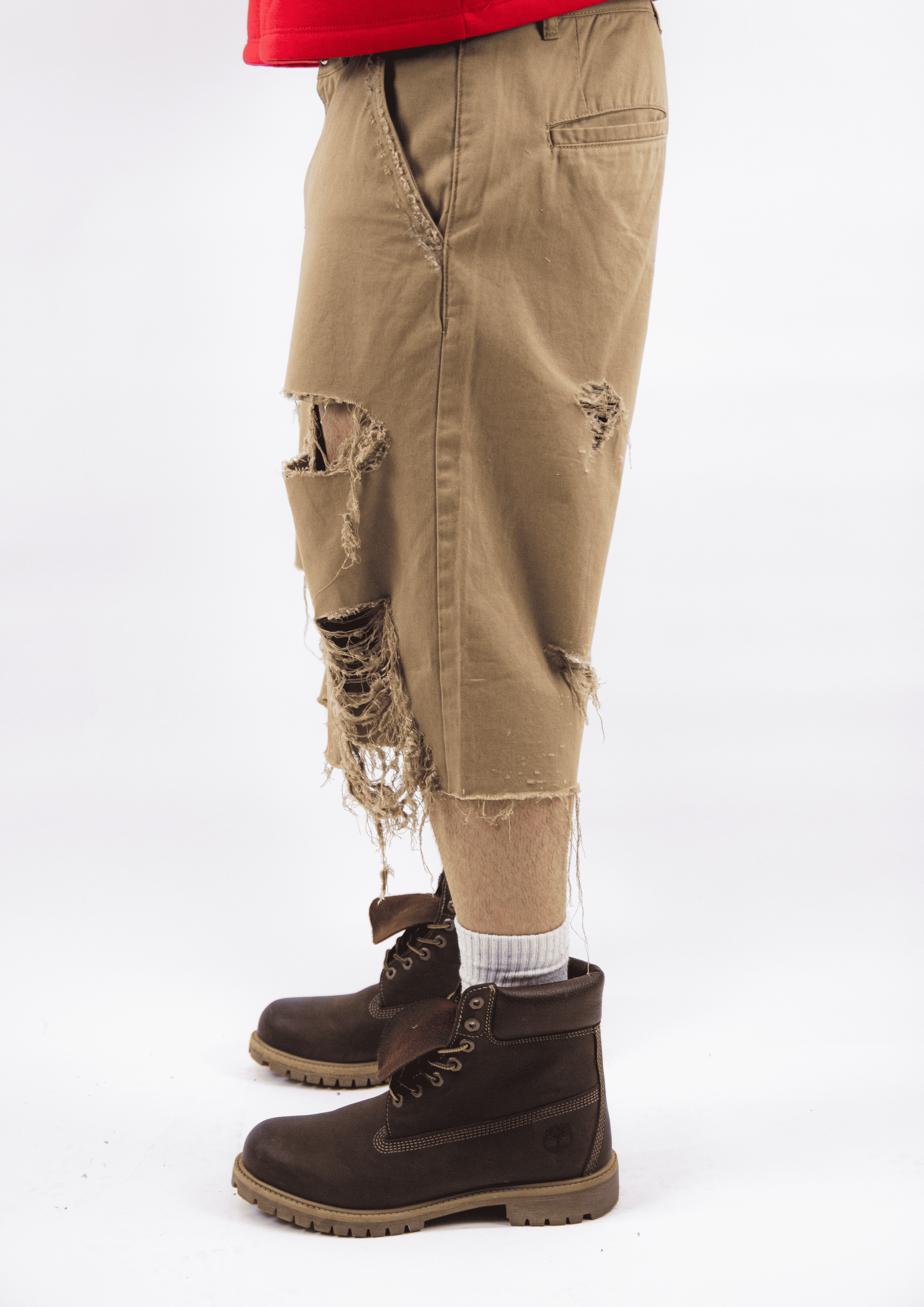 DESERT RIPPED JORTS