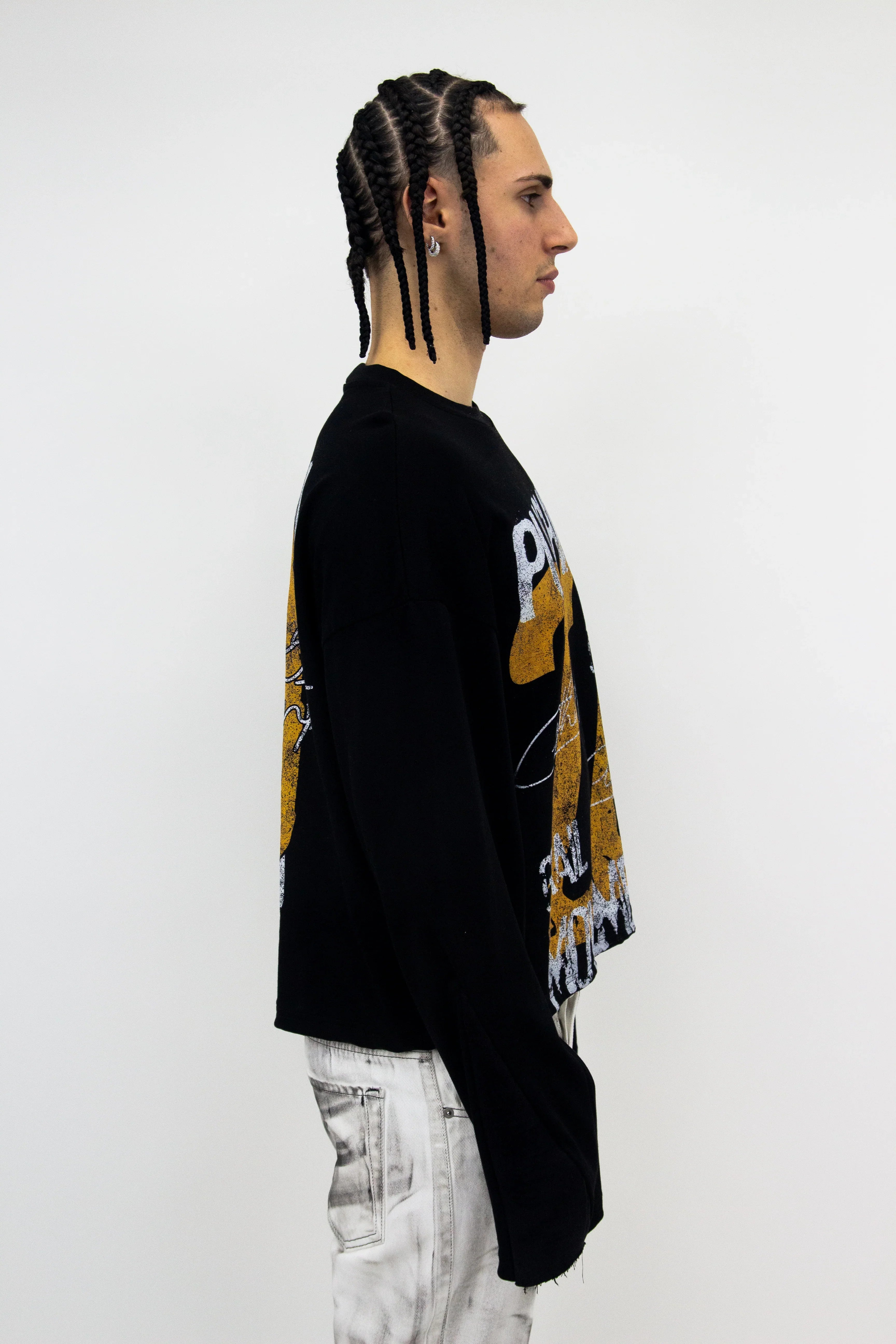 PUSHING MOVEMENT GRAPHIC FLARED LONGSLEEVE