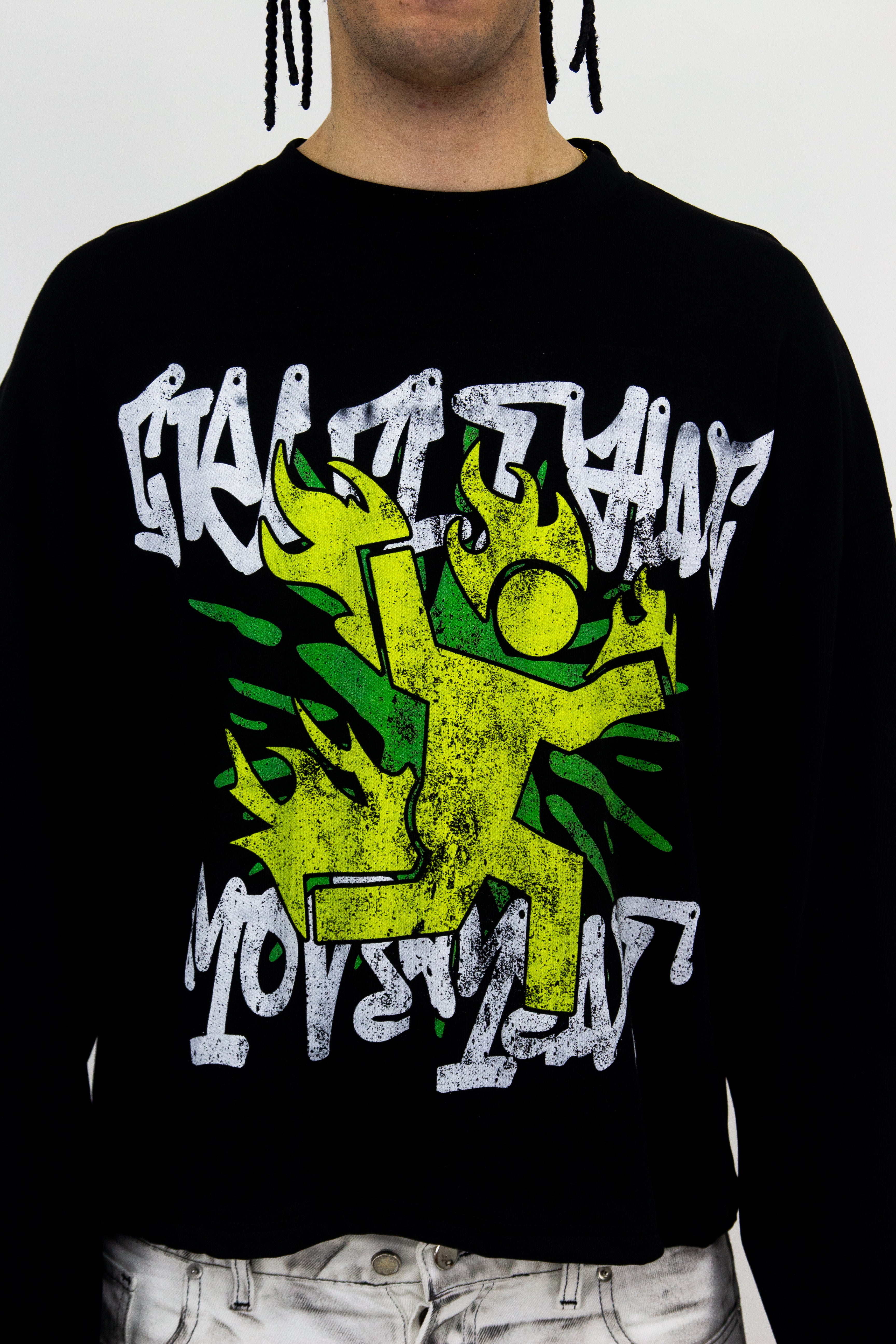 MOTION CREW GRAPHIC FLARED LONGSLEEVE