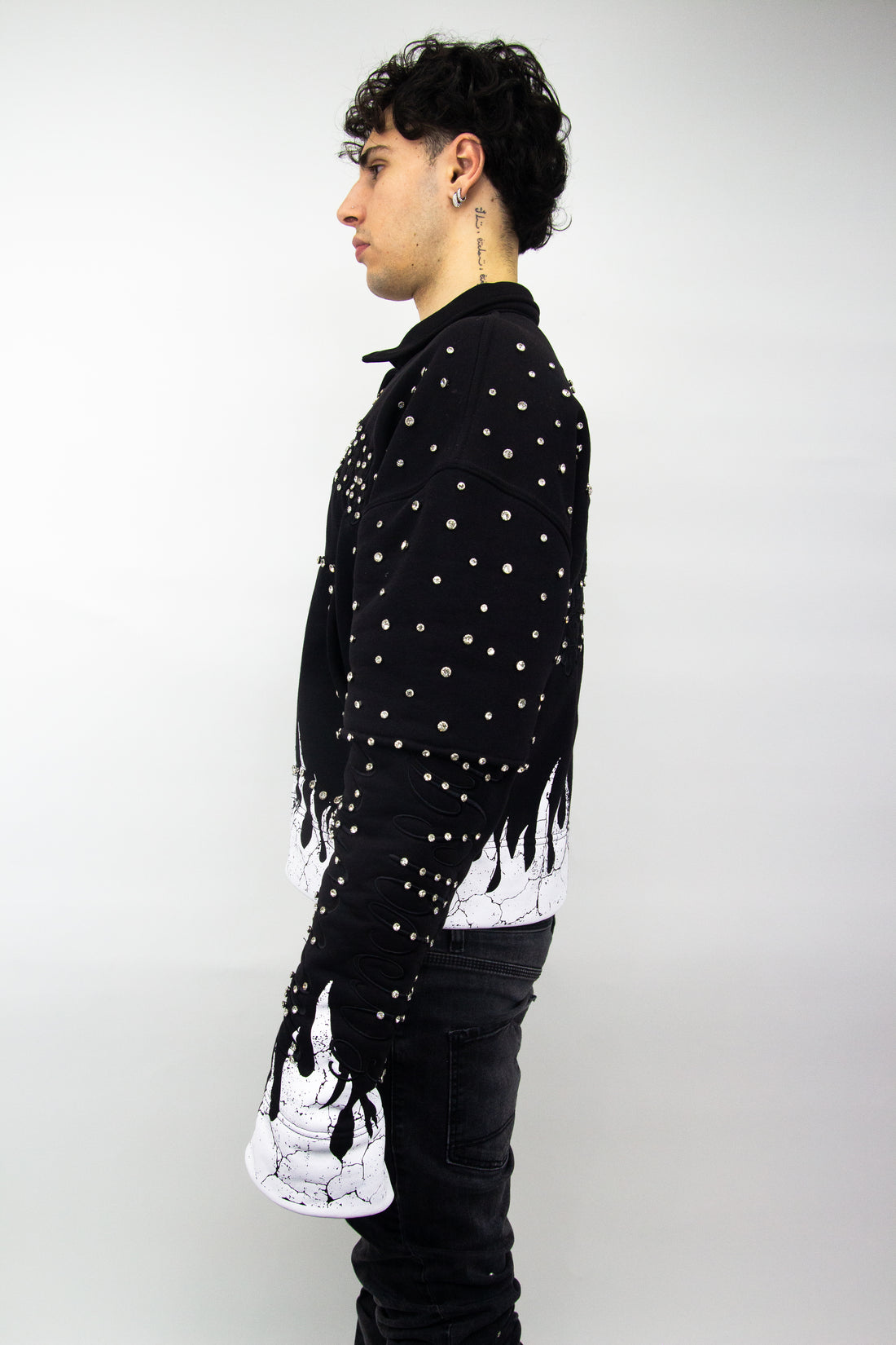 GRAIL BOXY EMBROIDERY SHINE ZIP ( BLACK EDITION )