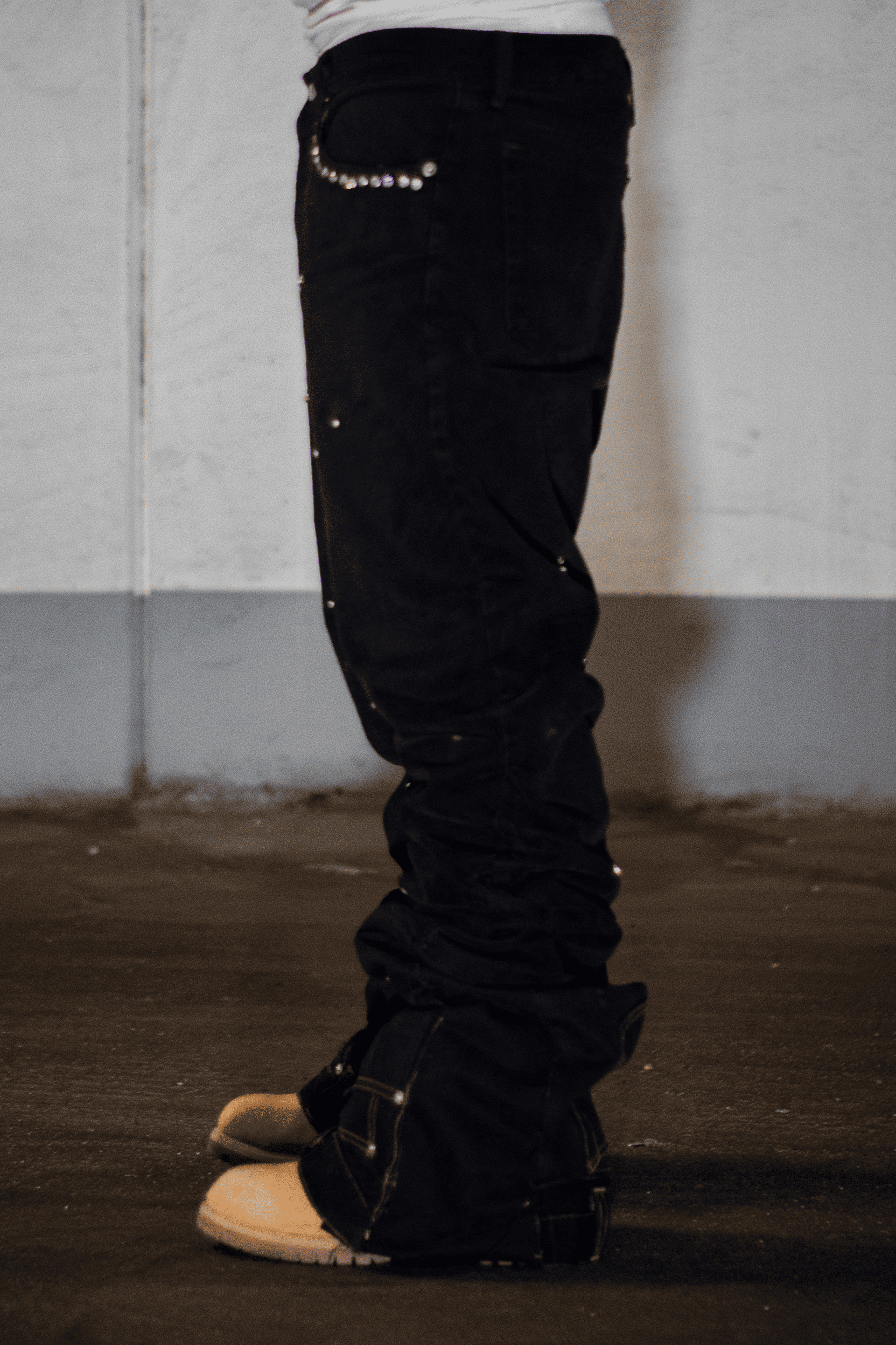 OBSIDIAN BLACK SHINE REVERSE DENIM ( ULTRA FLARED EDITION )