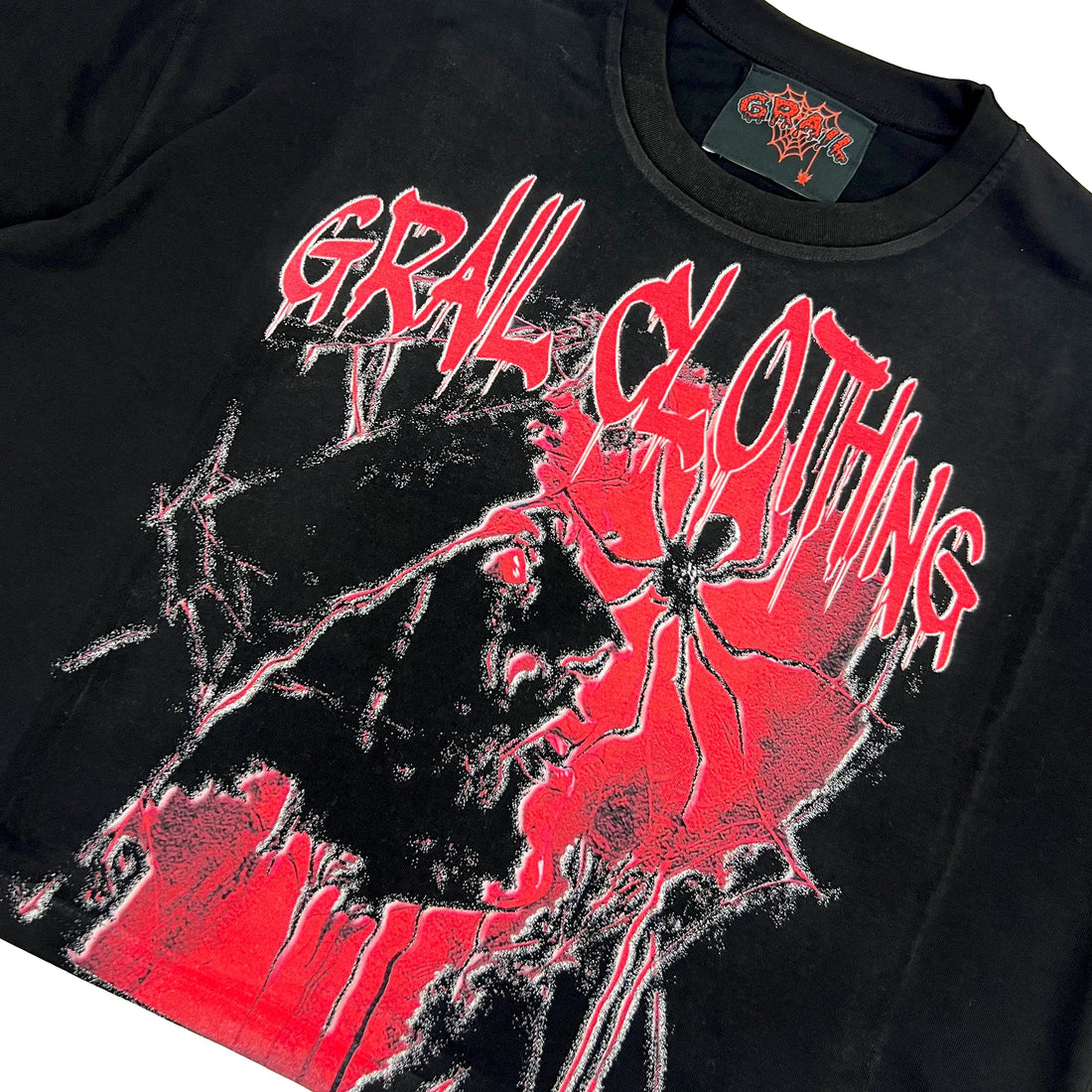 BLOODY SPIDER BOXY CROPPED TEE