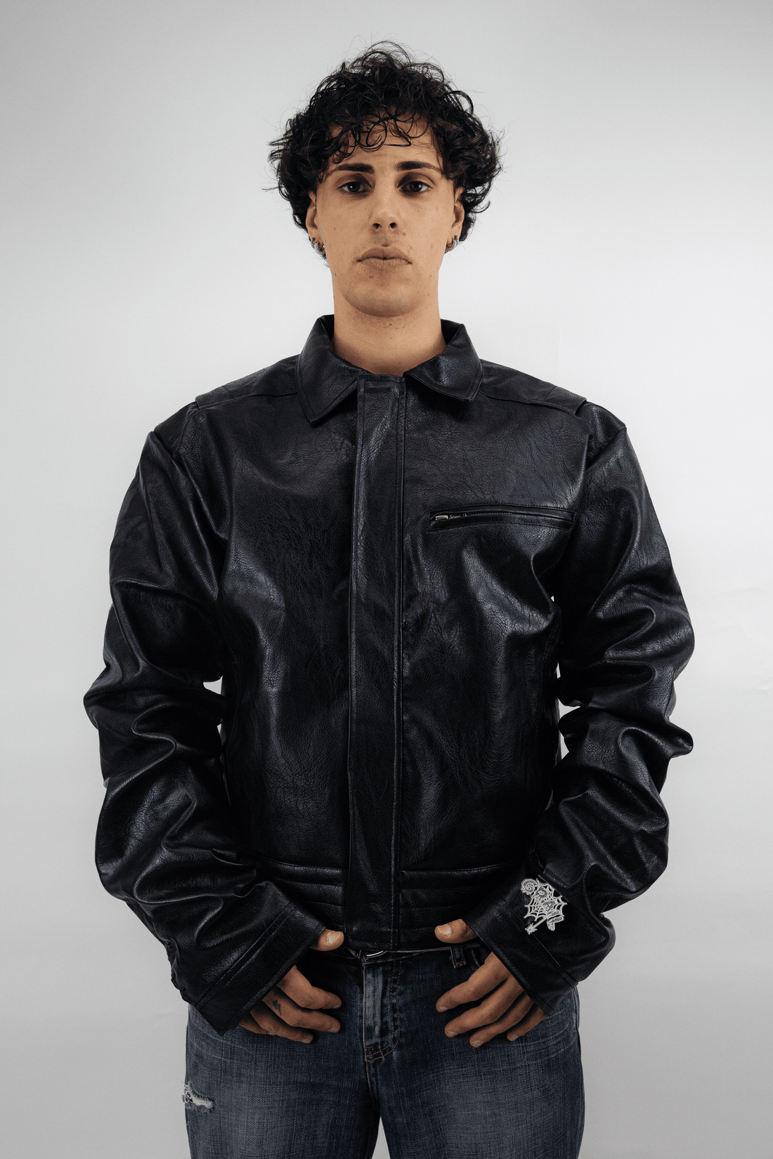 GRAIL FAUX LEATHER PUCKERING JACKET ( BLACK EDITION )