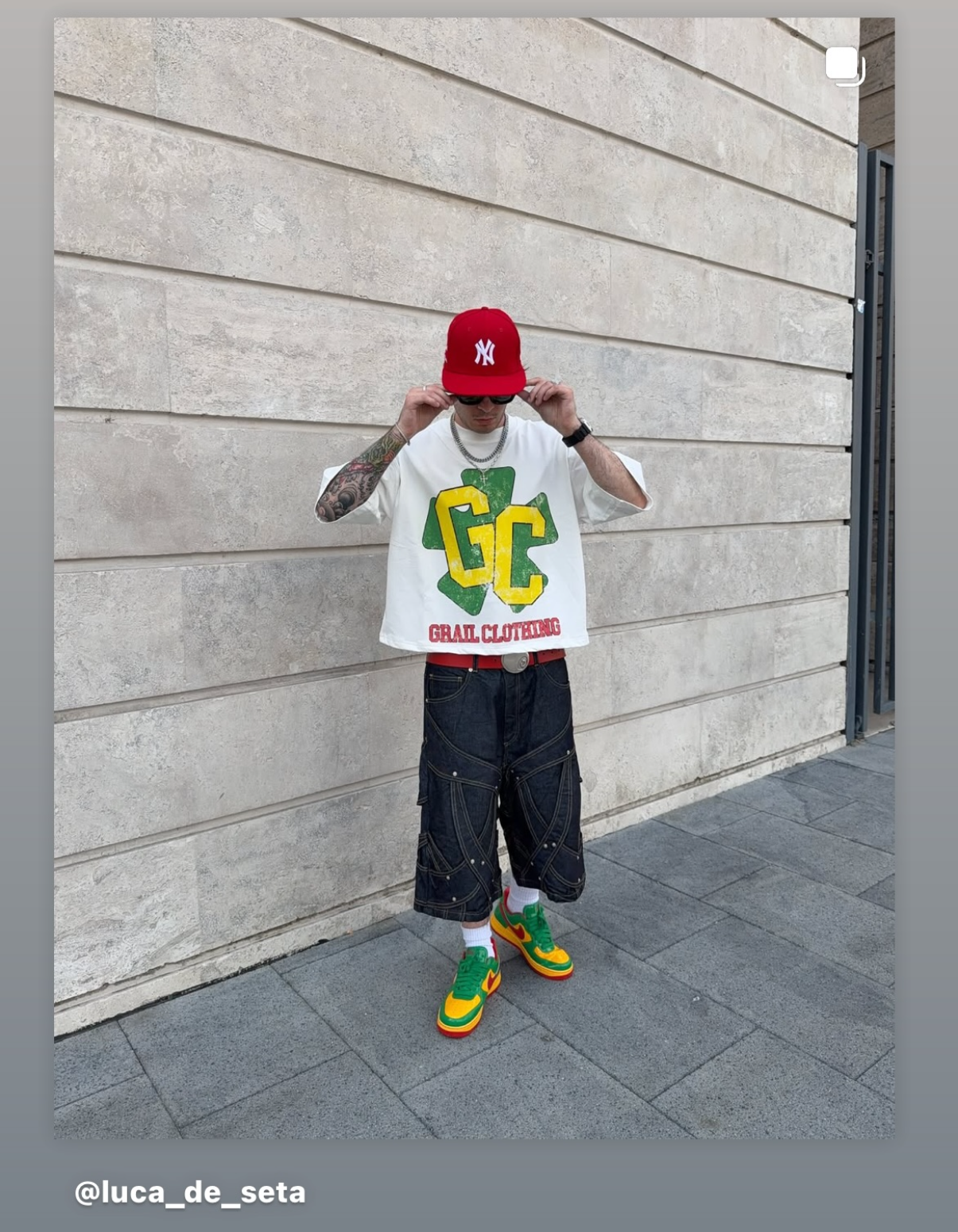 LUCKY STEPPER BOXY TEE