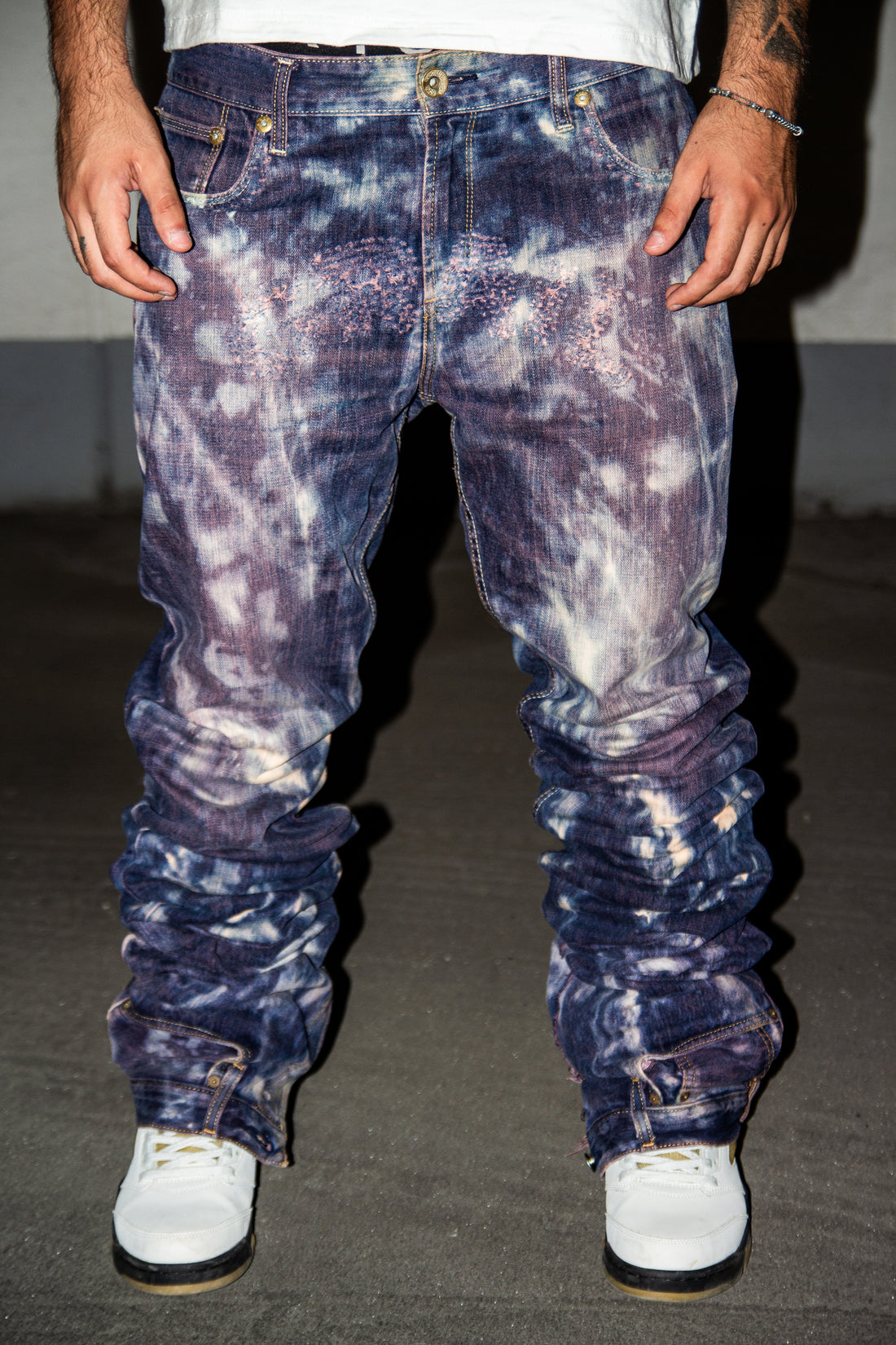 BORDEAUX WASHED REVERSE DENIM