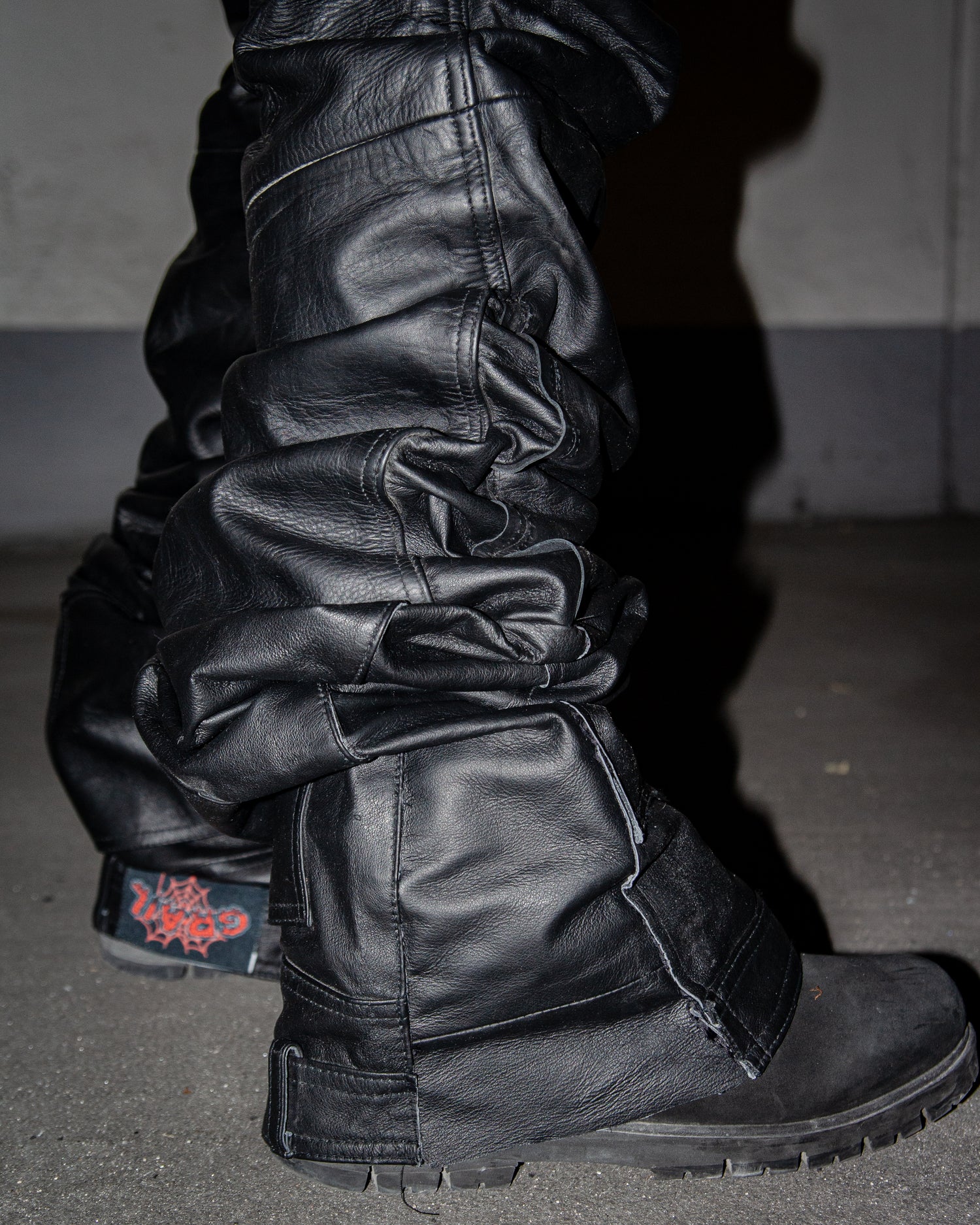 BLACK SHINE RED RUBY REVERSE LEATHER ( ULTRA BAGGY EDITION )