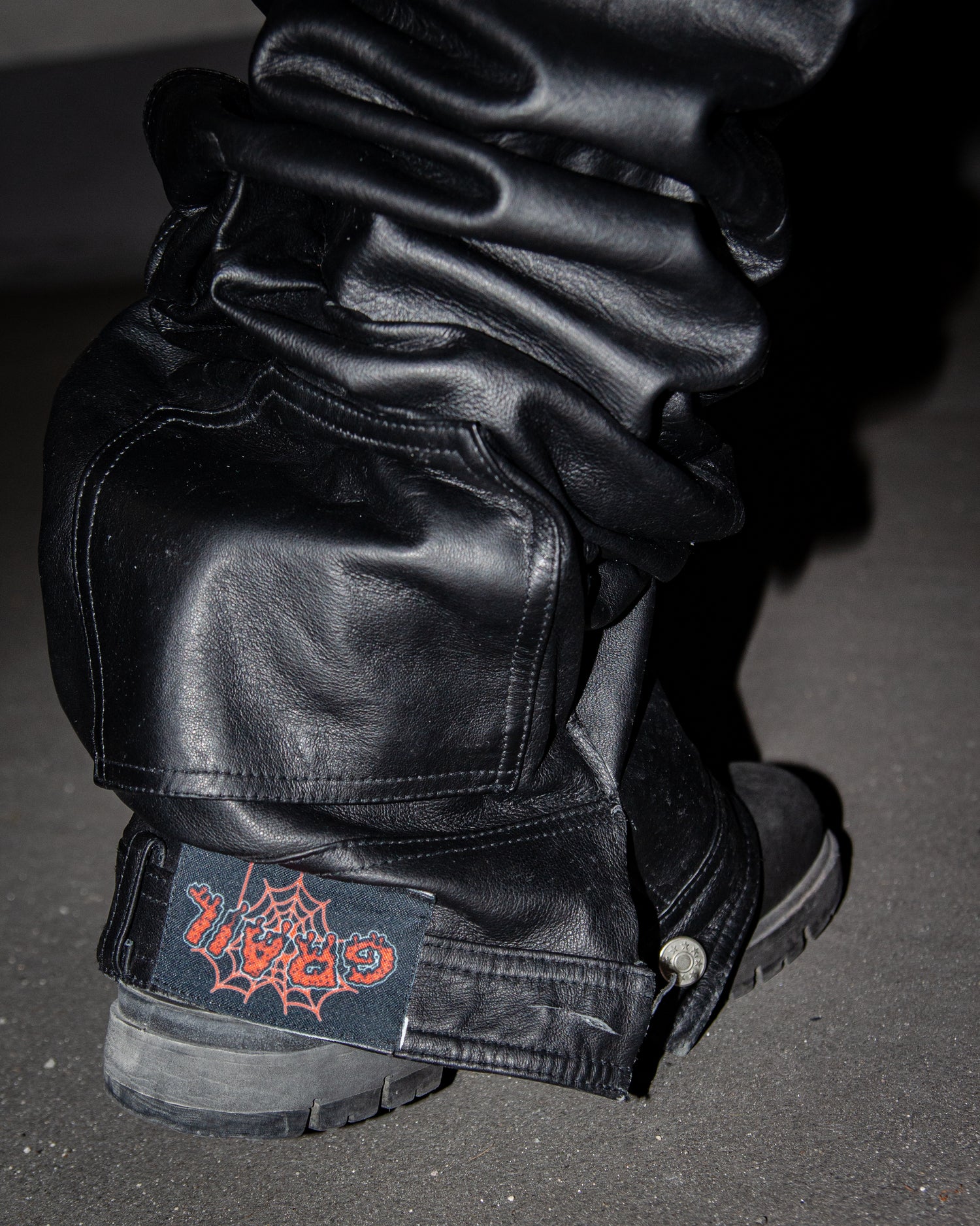 BLACK SHINE RED RUBY REVERSE LEATHER ( ULTRA BAGGY EDITION )