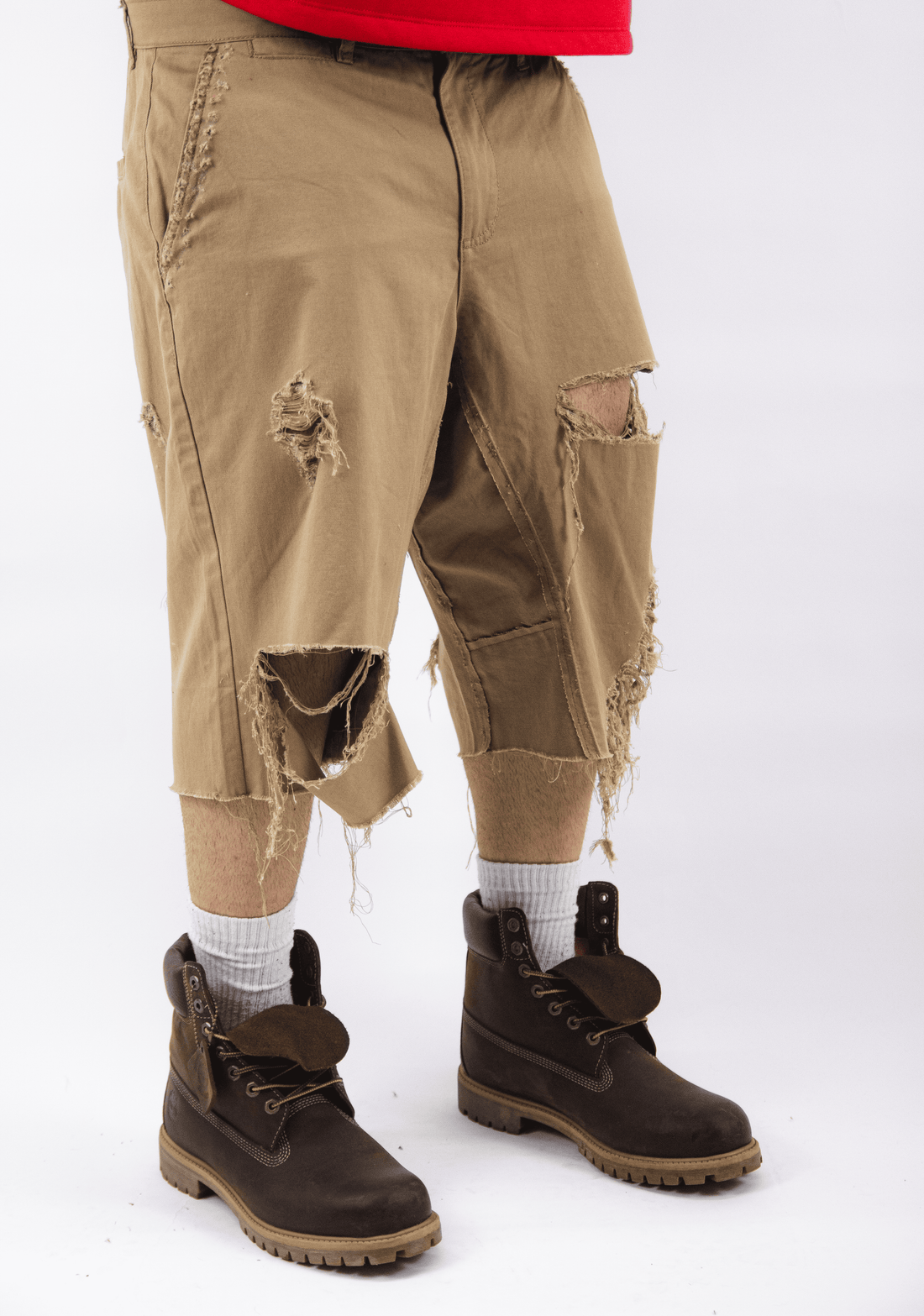 DESERT RIPPED JORTS
