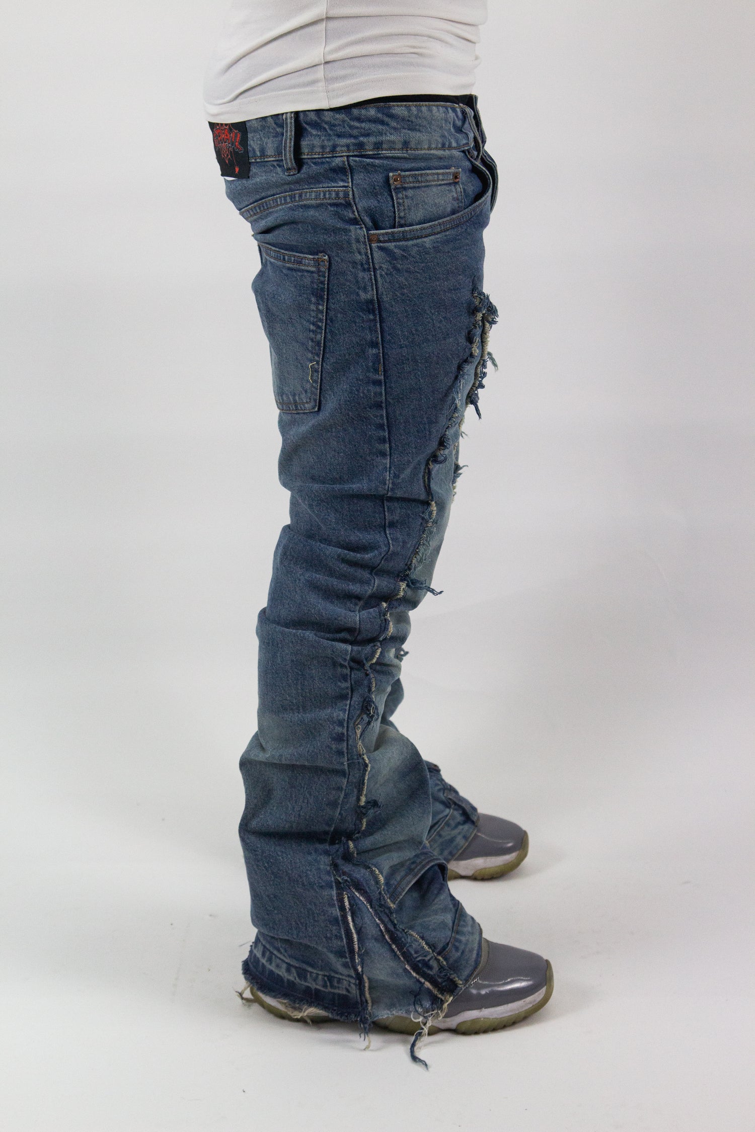 BLUE ACID WASH ULTRA RIPPED REVERSE DENIM