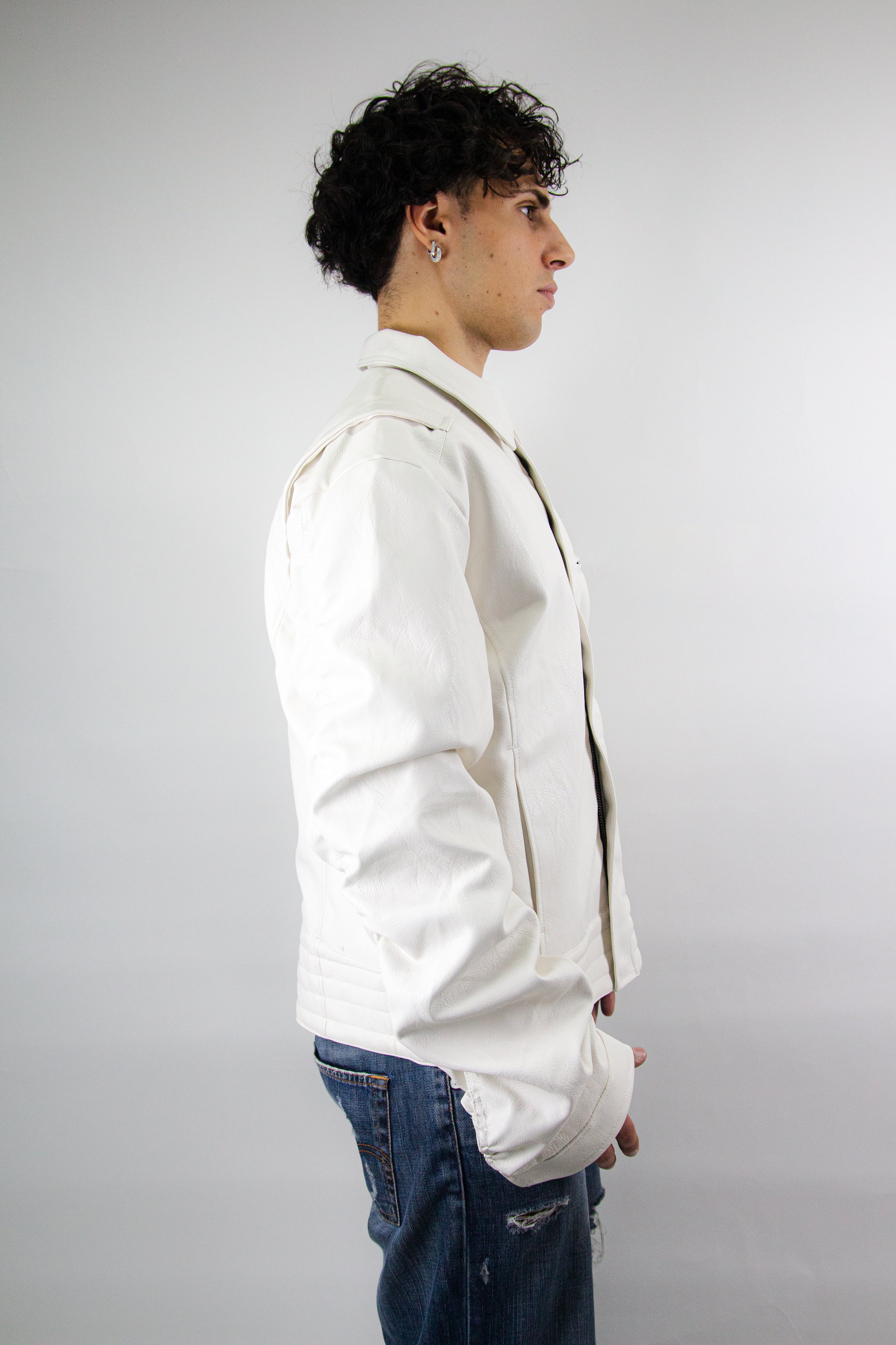 GRAIL FAUX LEATHER PUCKERING JACKET ( WHITE EDITION )