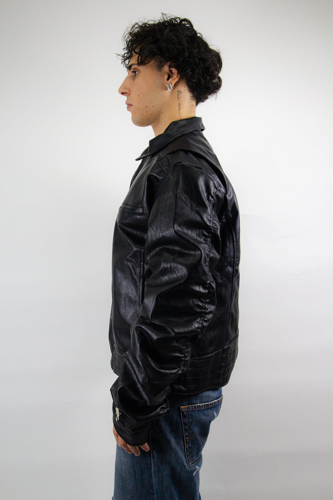 GRAIL FAUX LEATHER PUCKERING JACKET ( BLACK EDITION )