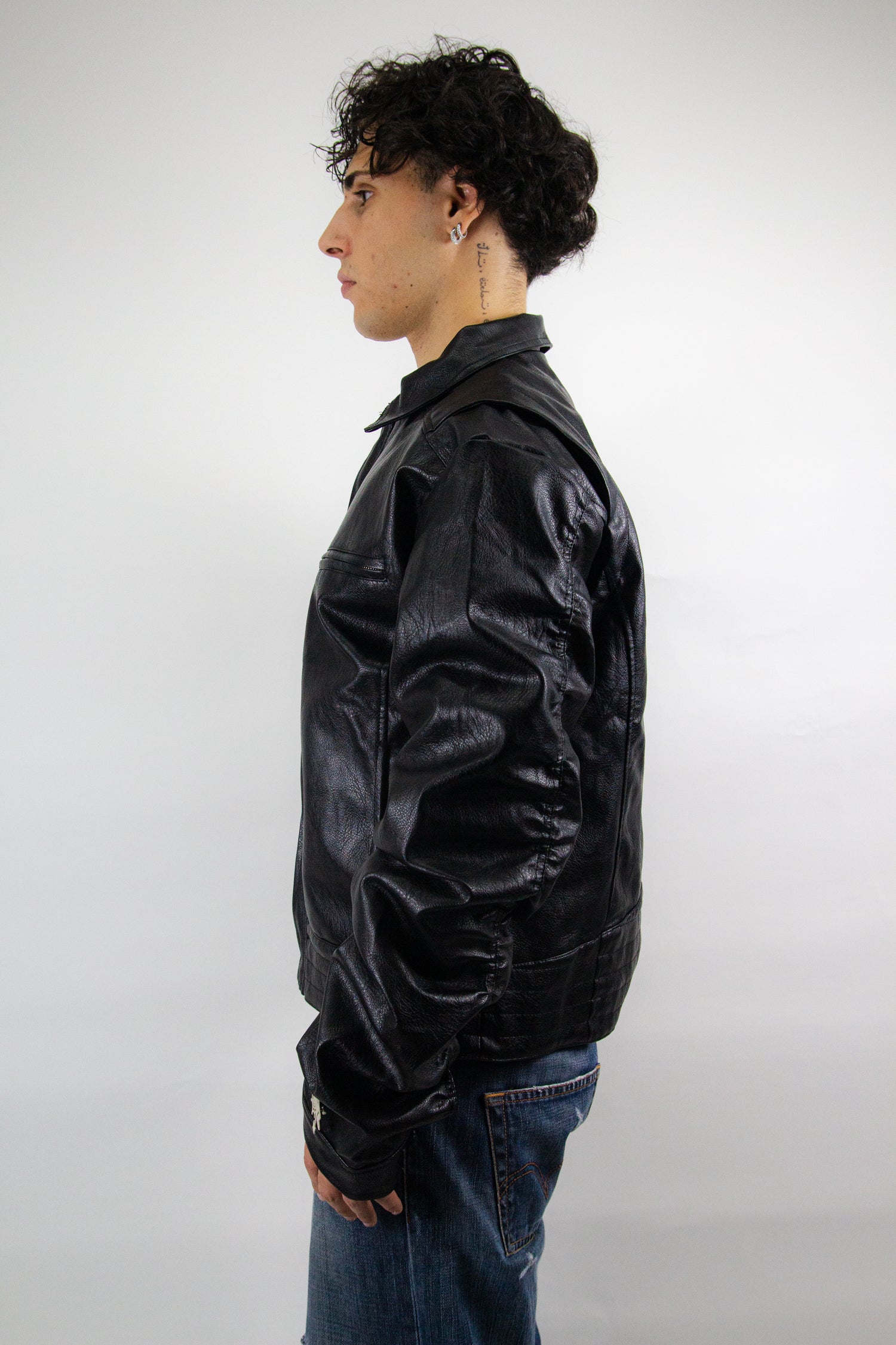 GRAIL FAUX LEATHER PUCKERING JACKET ( BLACK EDITION )