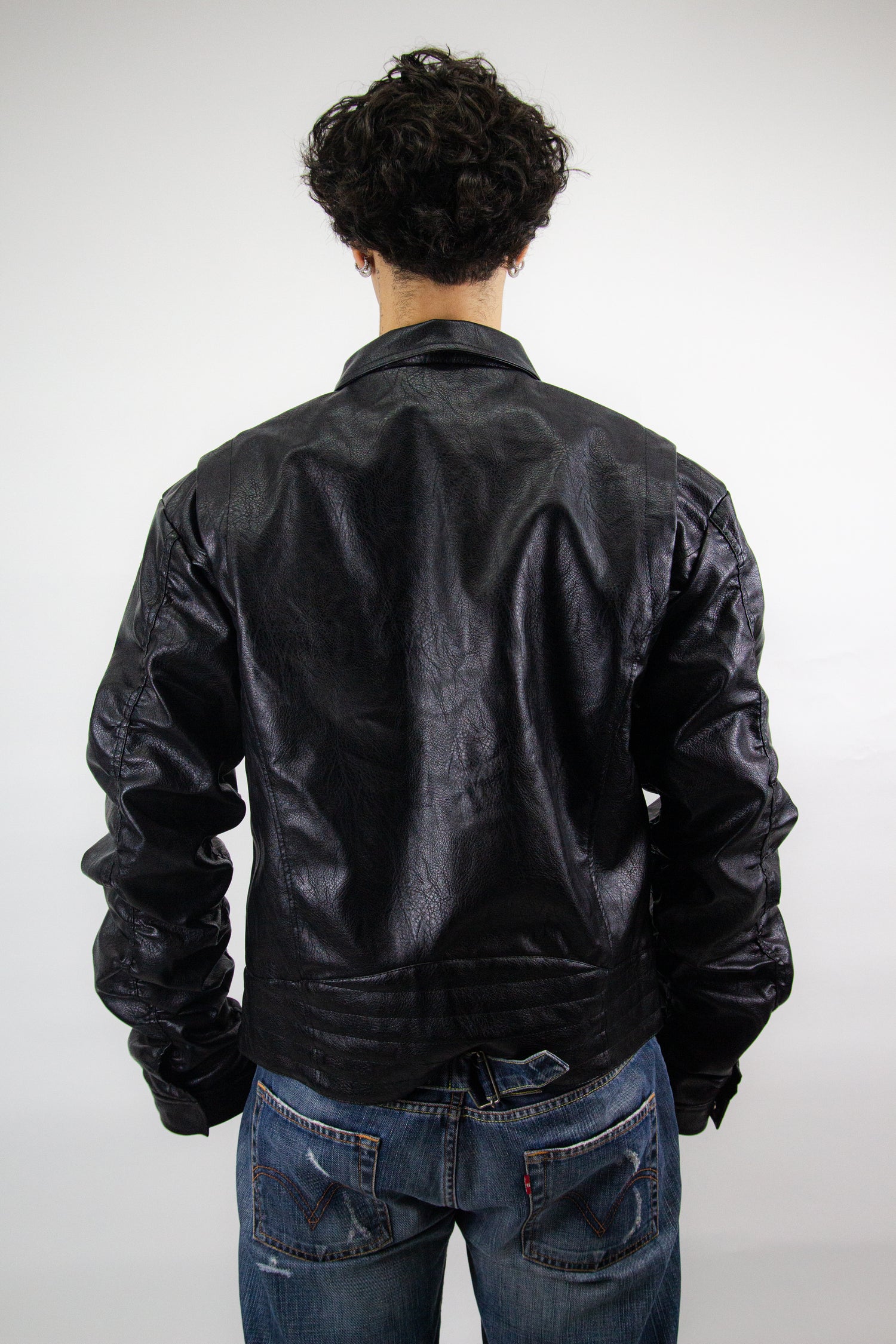 GRAIL FAUX LEATHER PUCKERING JACKET ( BLACK EDITION )