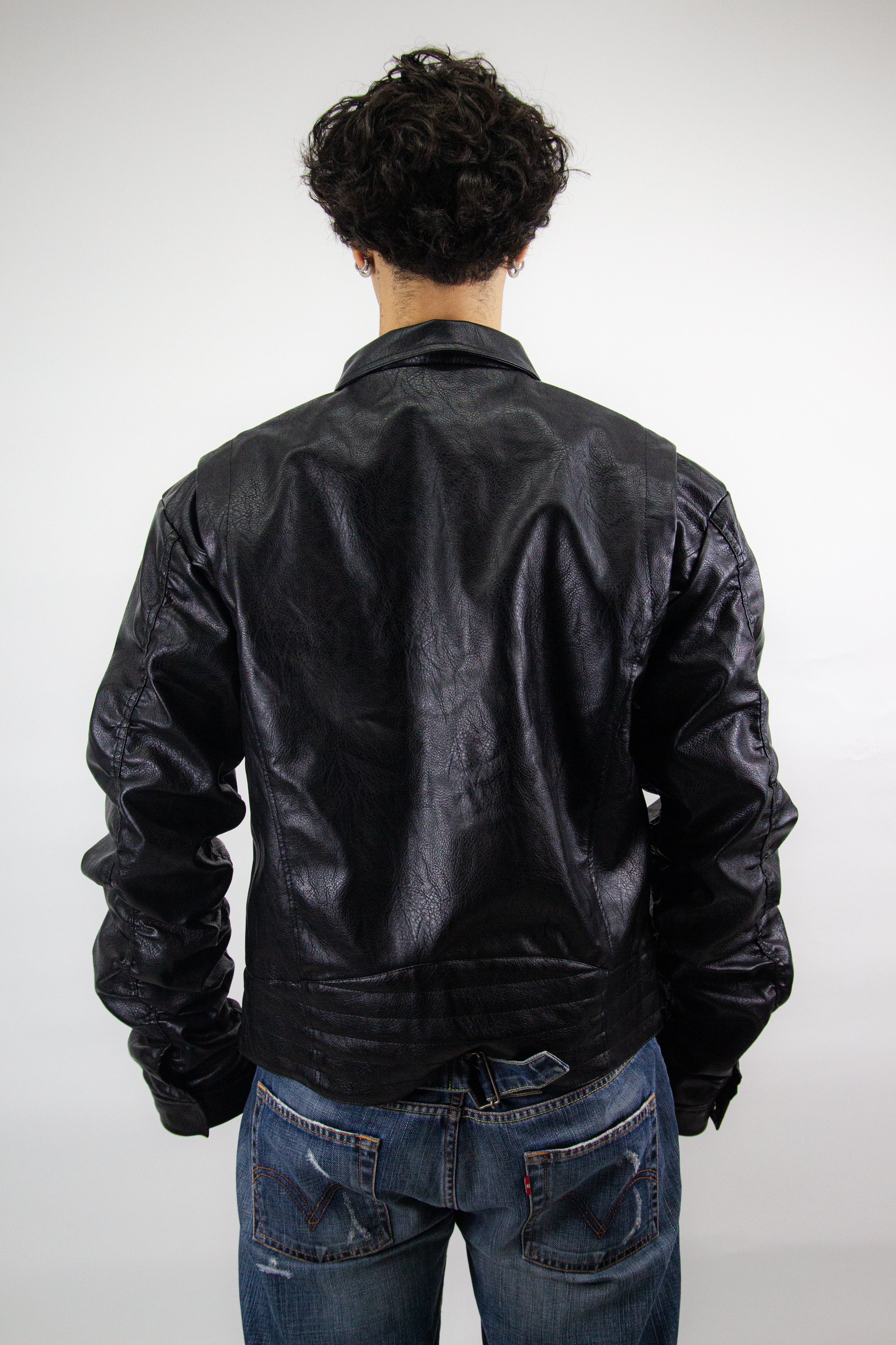 GRAIL FAUX LEATHER PUCKERING JACKET ( BLACK EDITION )