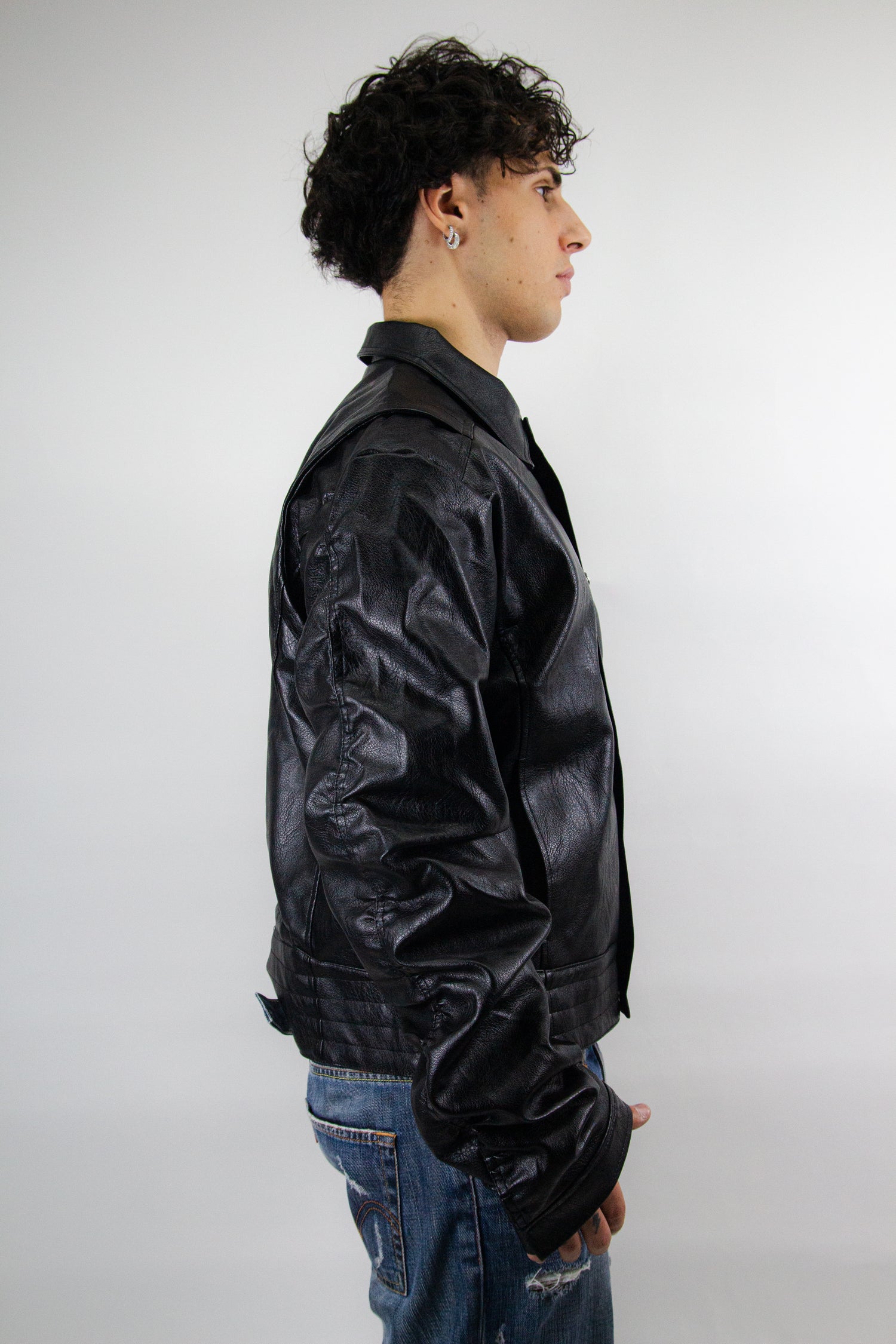 GRAIL FAUX LEATHER PUCKERING JACKET ( BLACK EDITION )