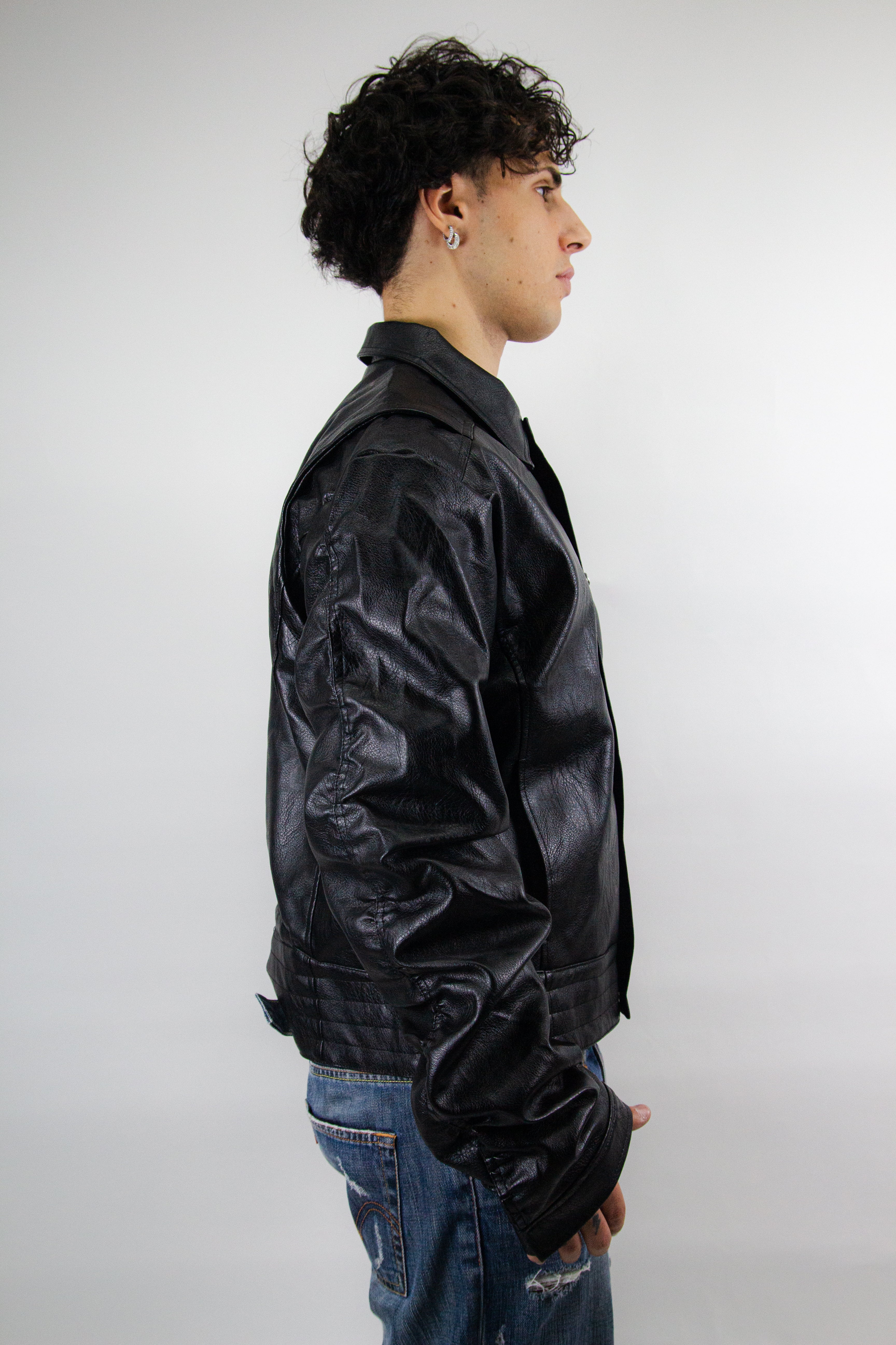 GRAIL FAUX LEATHER PUCKERING JACKET ( BLACK EDITION )
