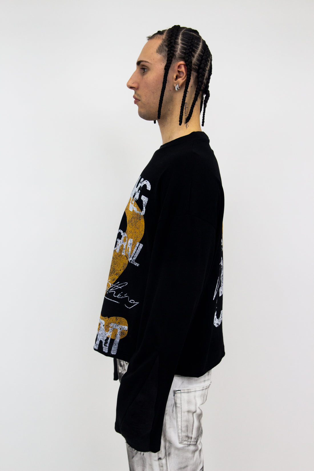 PUSHING MOVEMENT GRAPHIC FLARED LONGSLEEVE