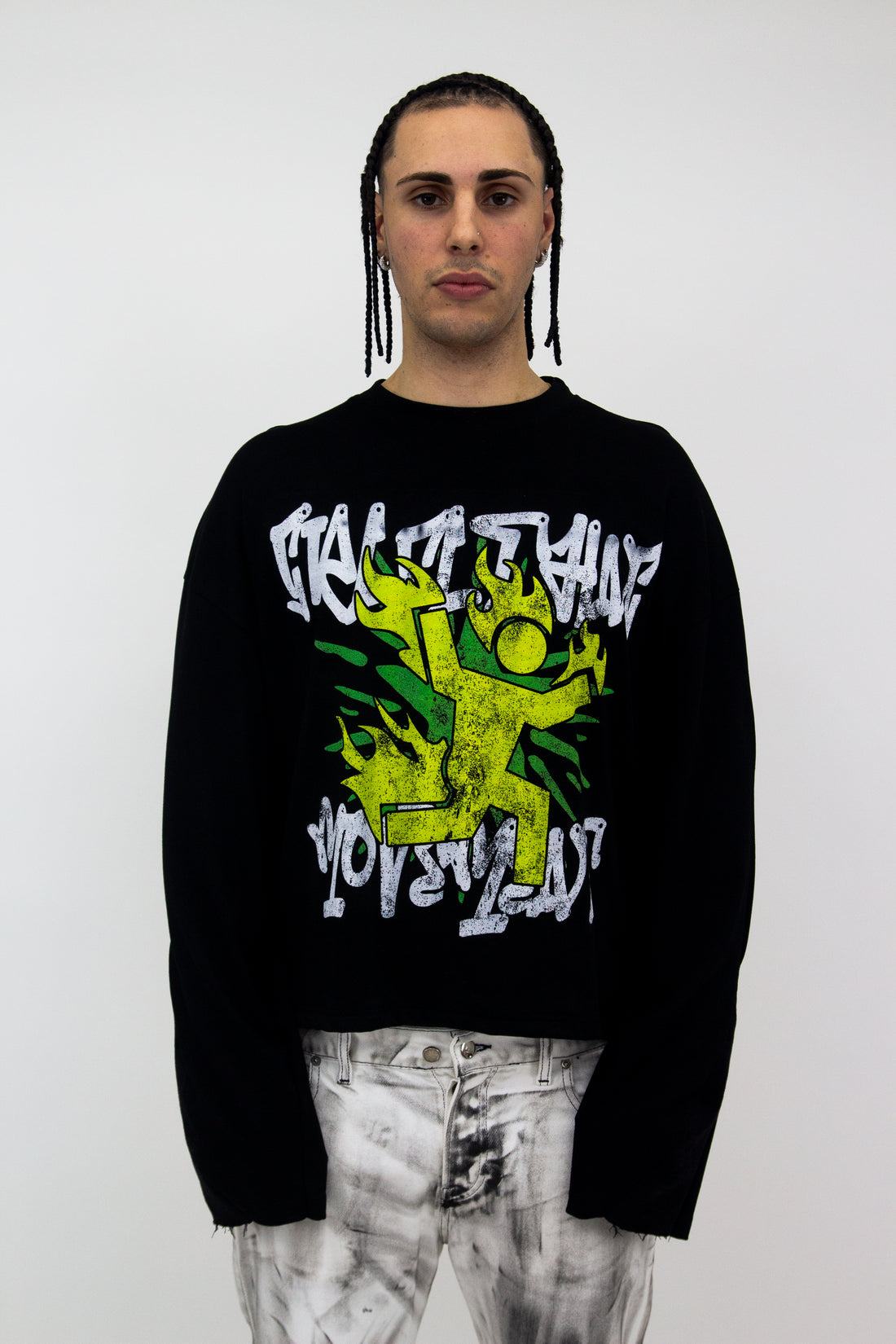 MOTION CREW GRAPHIC FLARED LONGSLEEVE