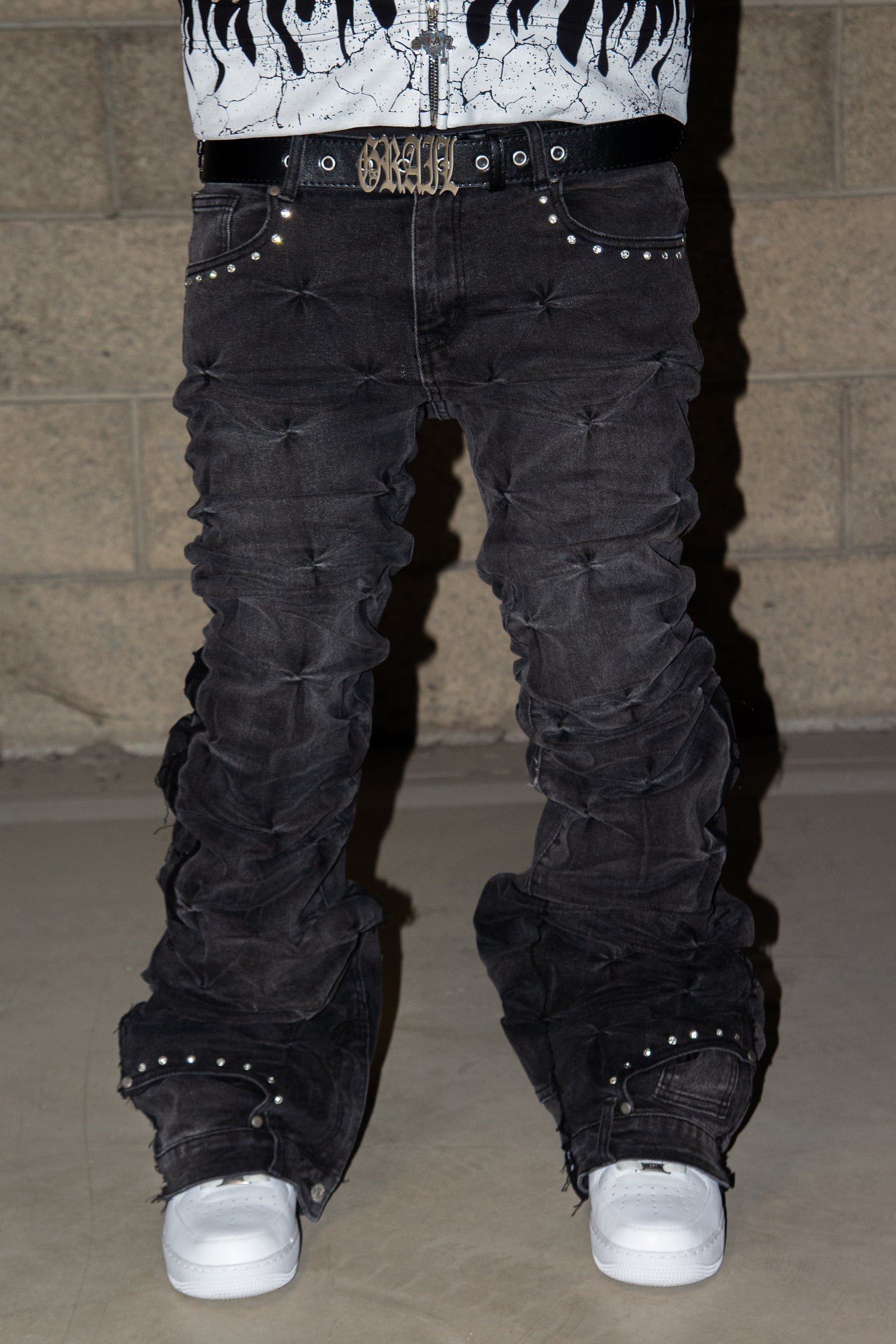 BLACK GREY WRINKLE ULTRA FLARED REVERSE DENIM