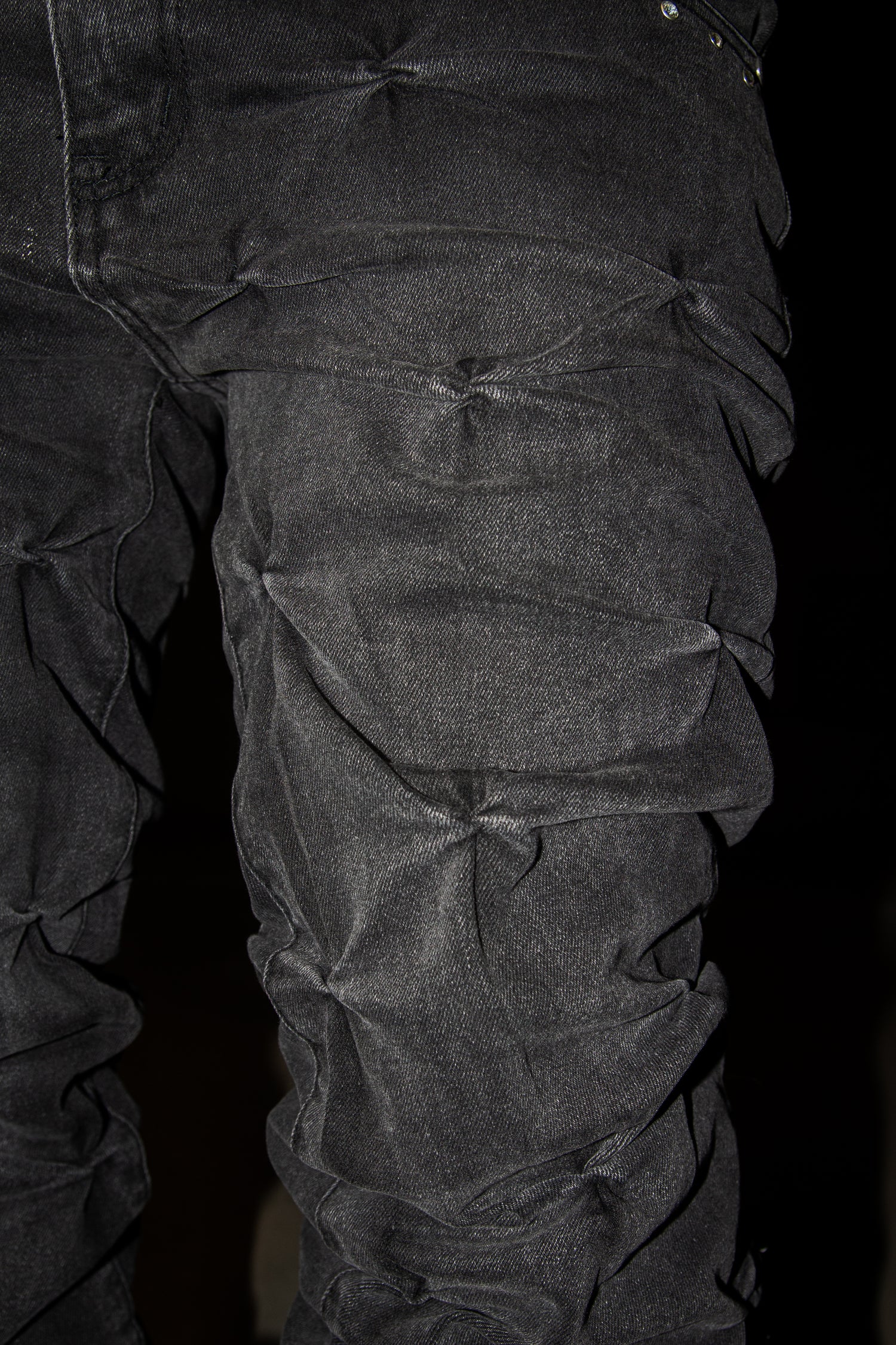 BLACK GREY WRINKLE ULTRA FLARED REVERSE DENIM