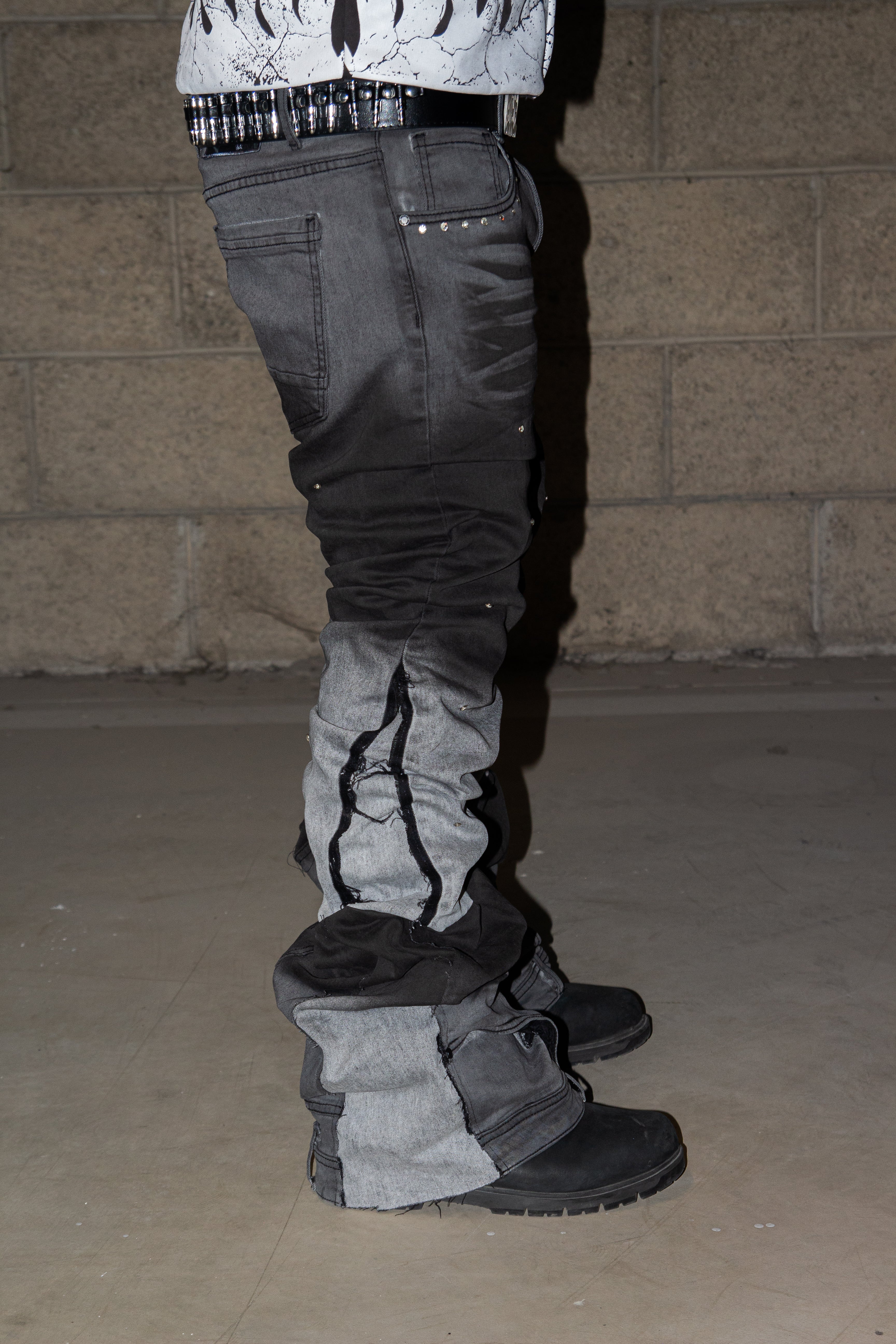 SMOKED GREY SHINE ULTRA FLARED REVERSE DENIM