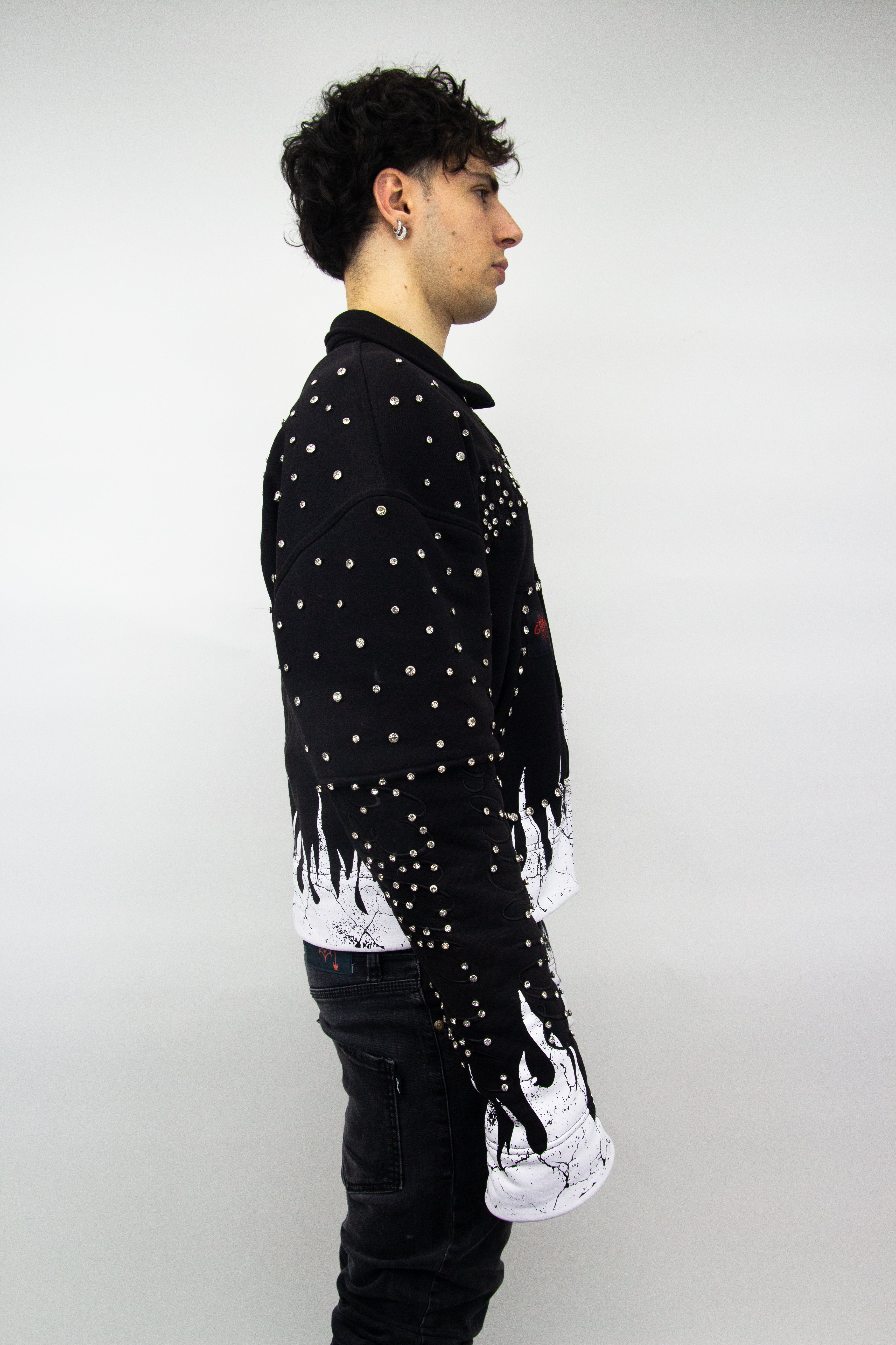 GRAIL BOXY EMBROIDERY SHINE ZIP ( BLACK EDITION )