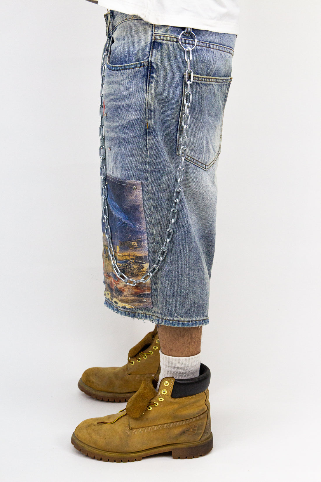WASHED MIDNIGHT TRAFFIC JORTS