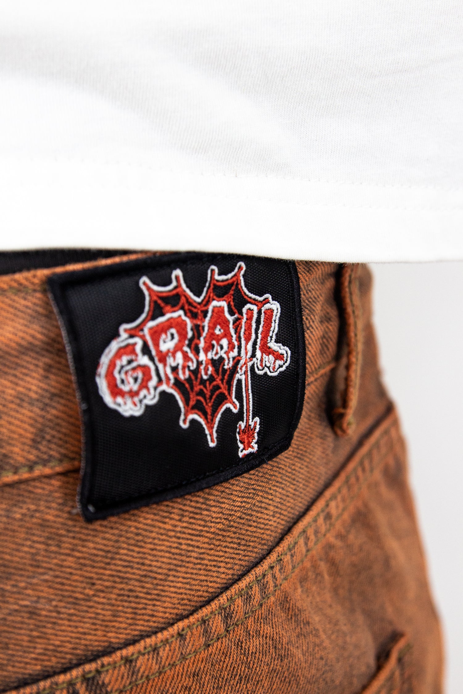 WASHED RUST FADE JORTS