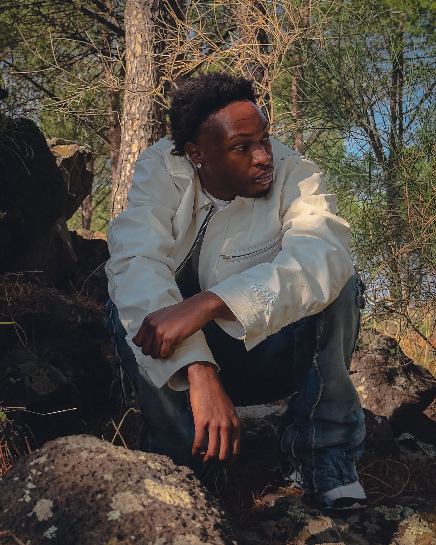 GRAIL FAUX LEATHER PUCKERING JACKET ( WHITE EDITION )