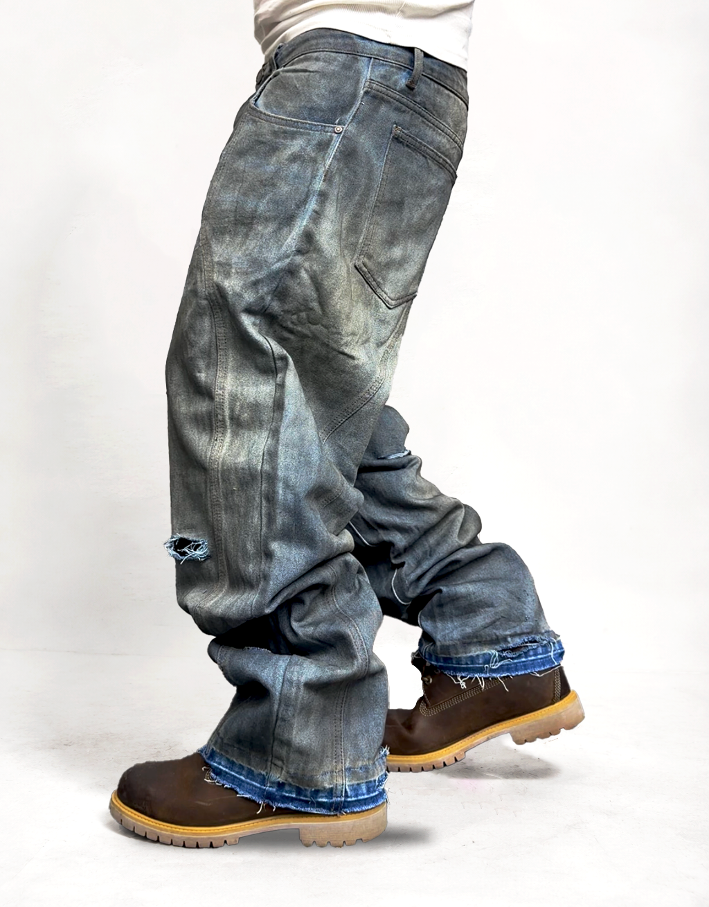 DUSTED SKY ULTRA BAGGY DENIM