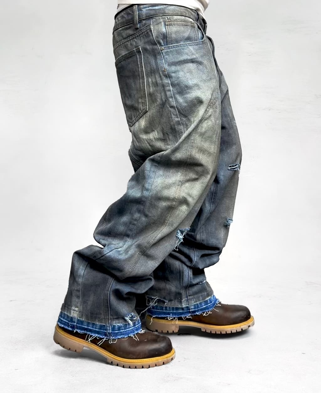 DUSTED SKY ULTRA BAGGY DENIM