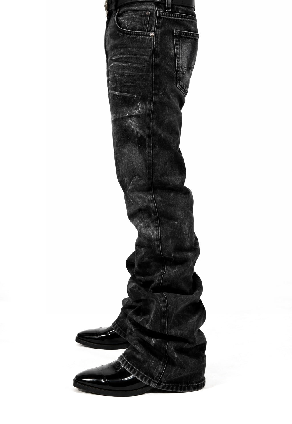 BLACK COATED FLARED JEANS – SEMI-WAXED DENIM
