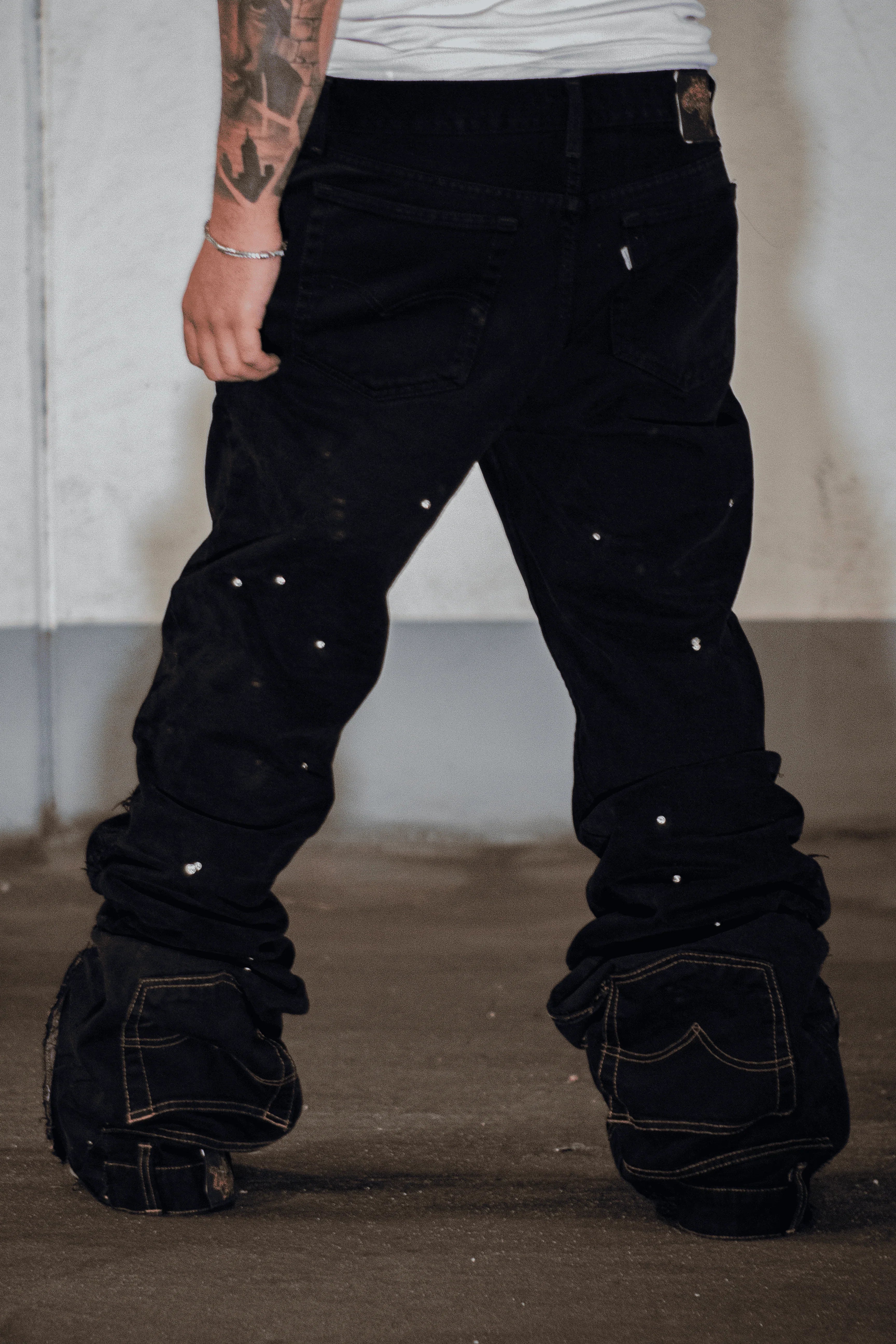 OBSIDIAN BLACK SHINE REVERSE DENIM ( ULTRA FLARED EDITION )