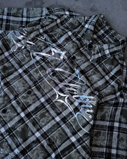 MOSS SHINE DISTRESSED BOXY FLANNEL
